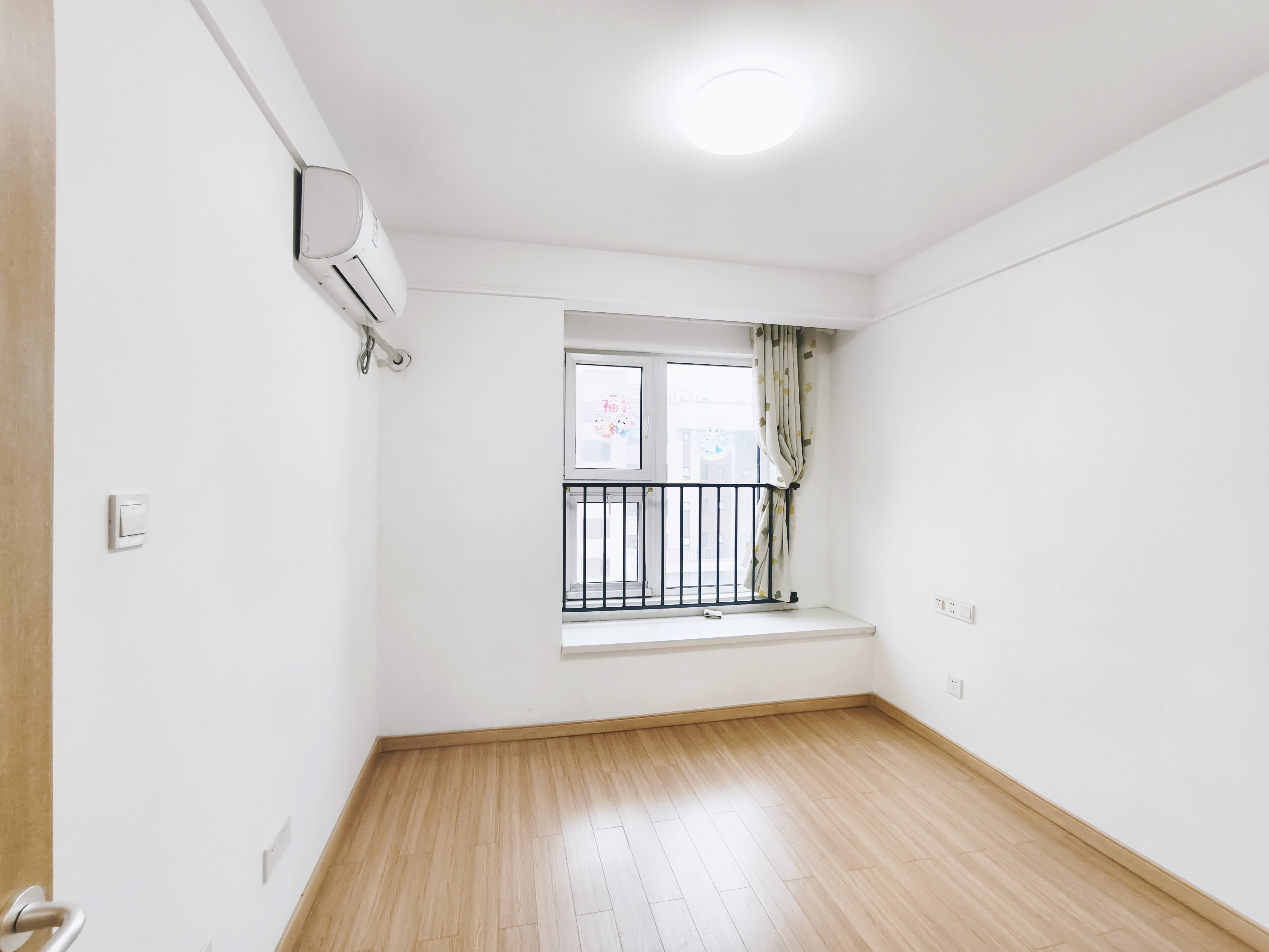 万科龙湖城市之光