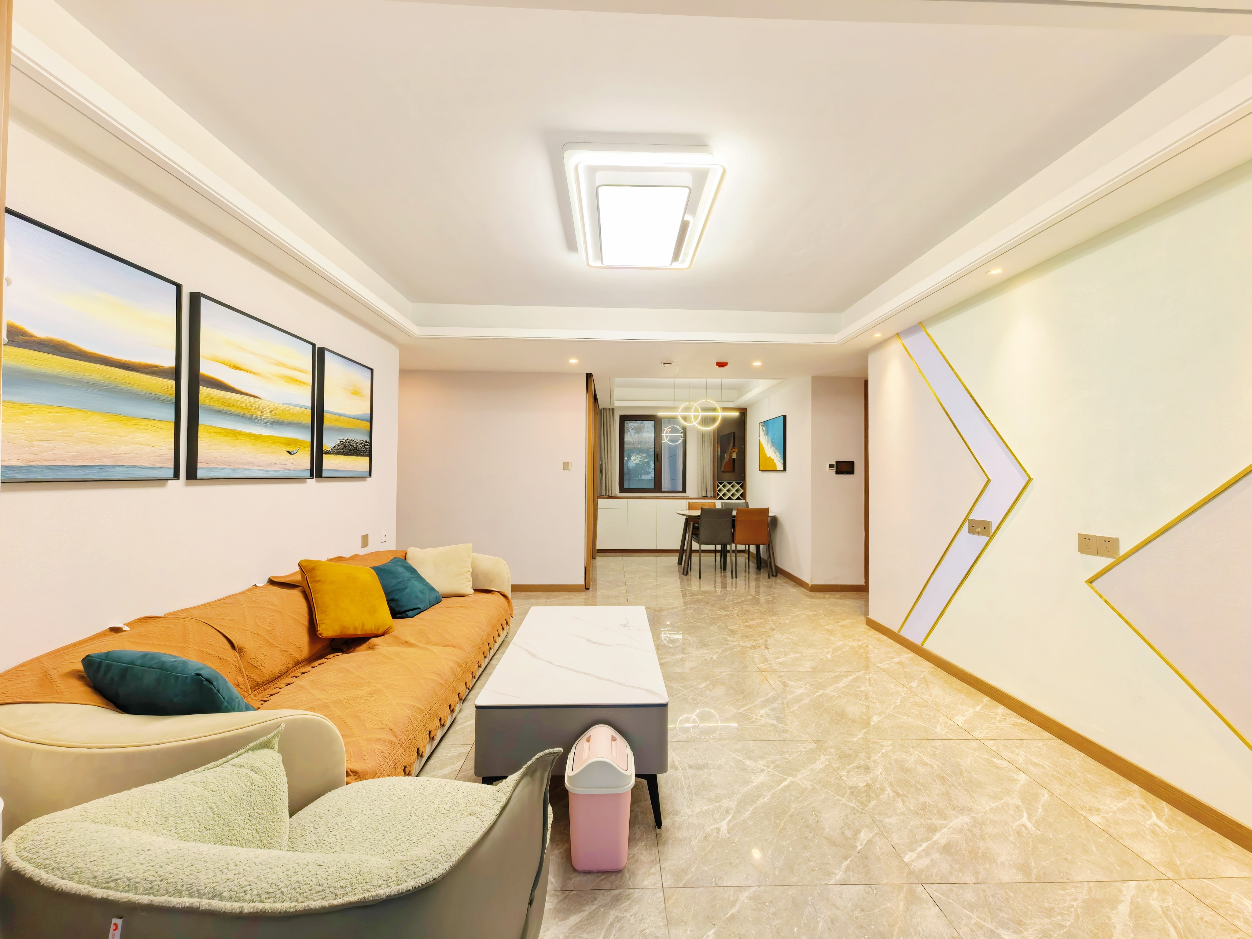   骏茂璀璨时代  四室~带院