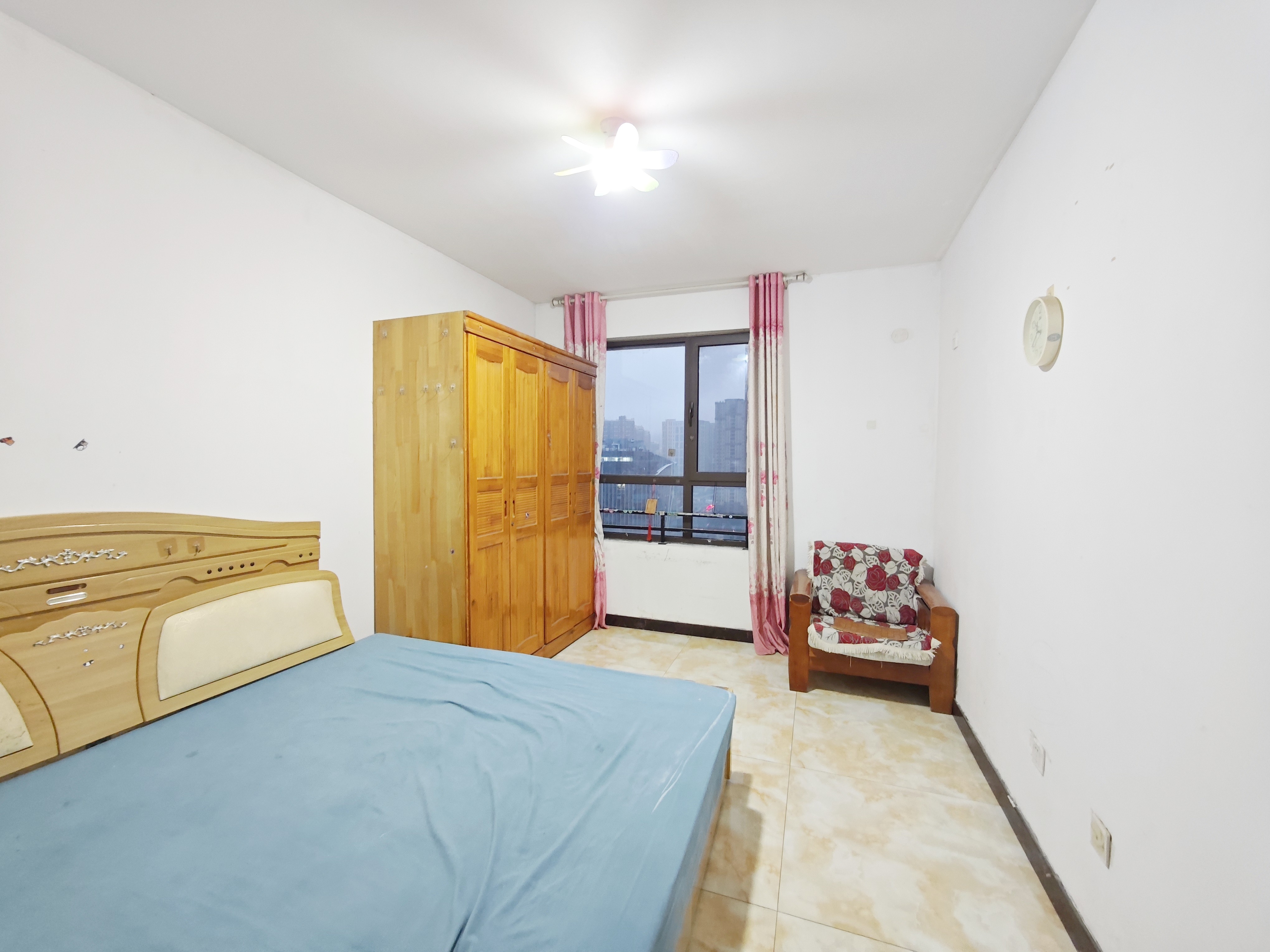 鲁邦奥林逸城东区