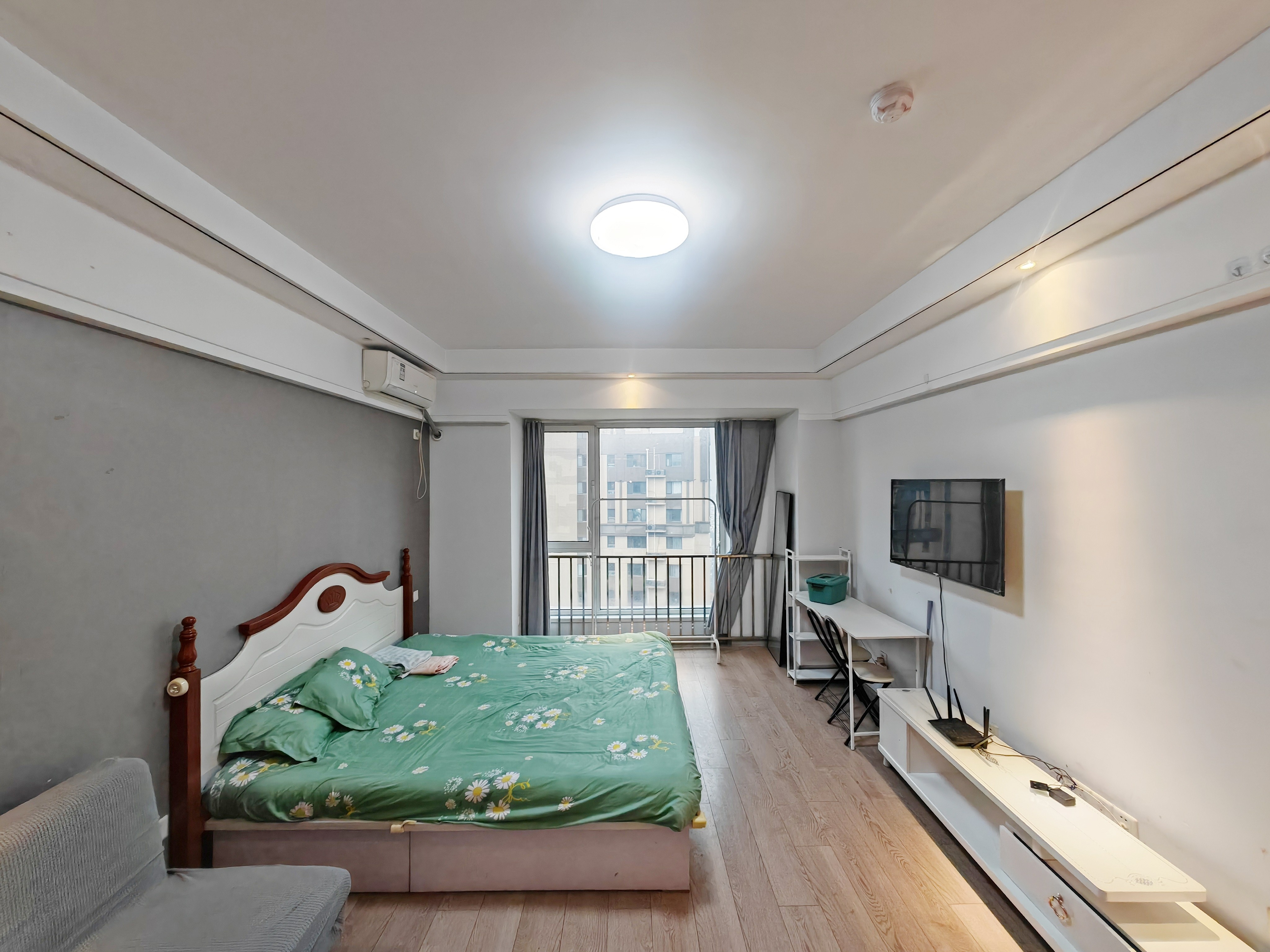  广厦聚隆广场 南