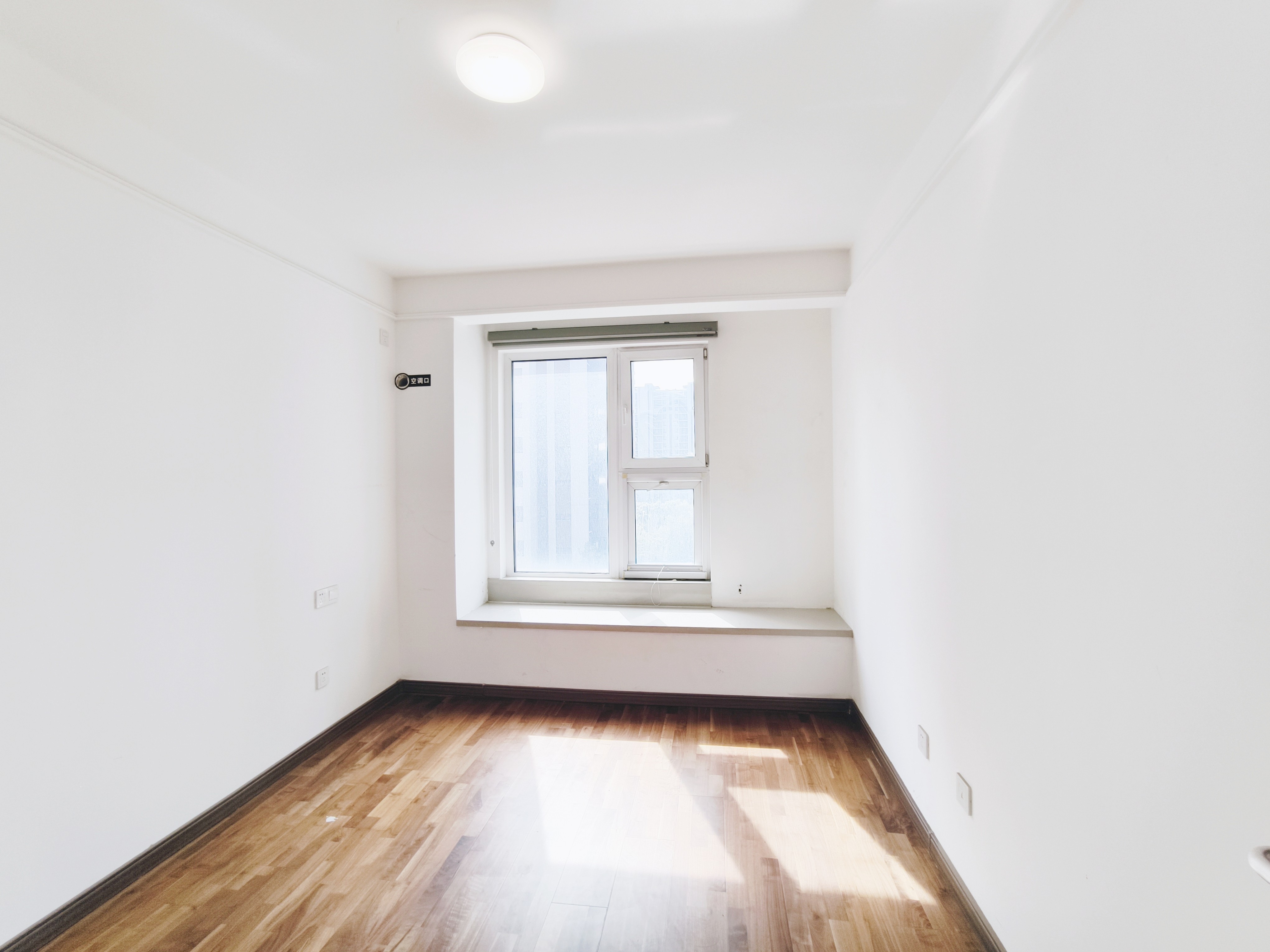 万科龙湖城市之光