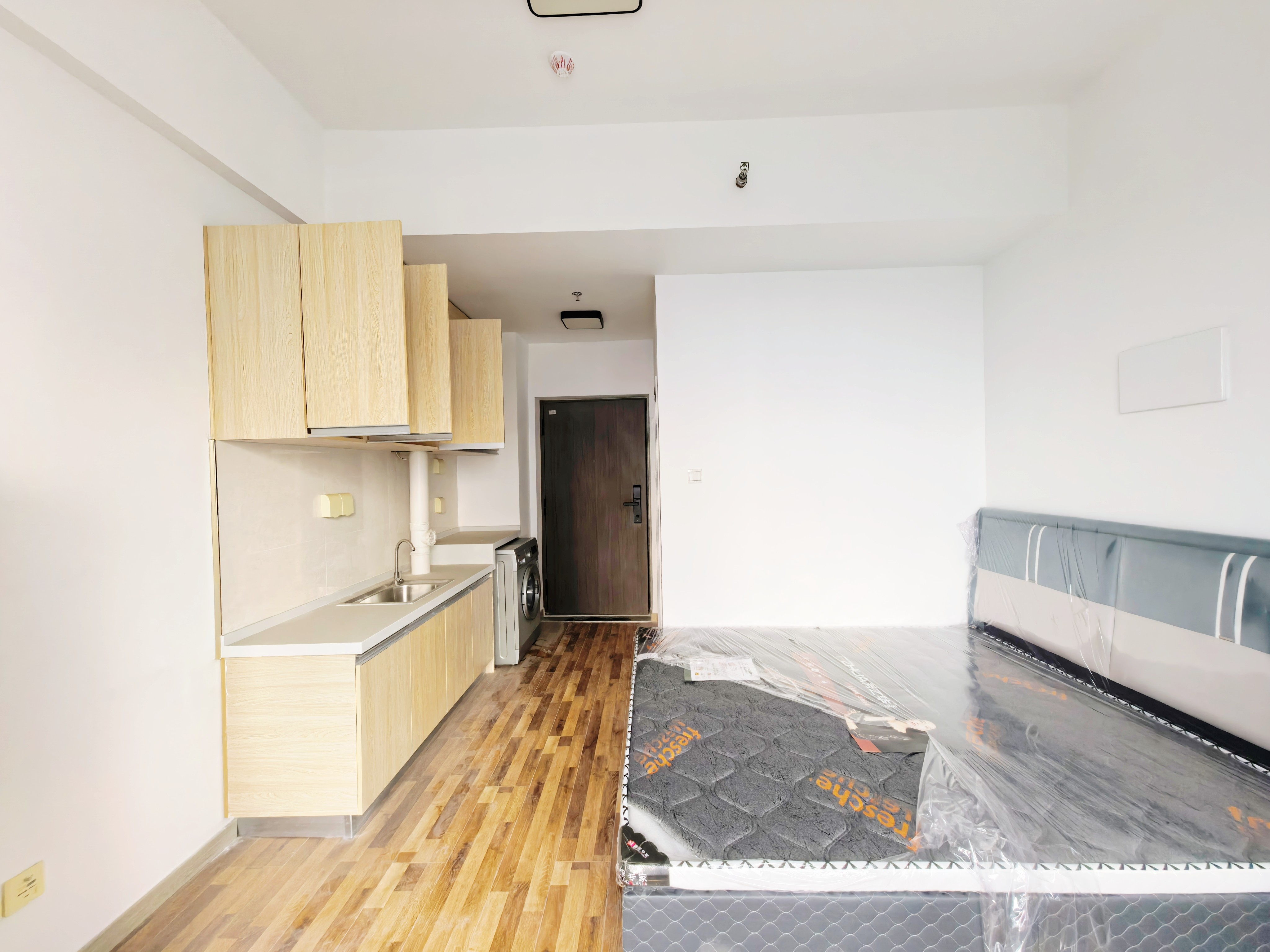  济水柏然公馆公寓  西