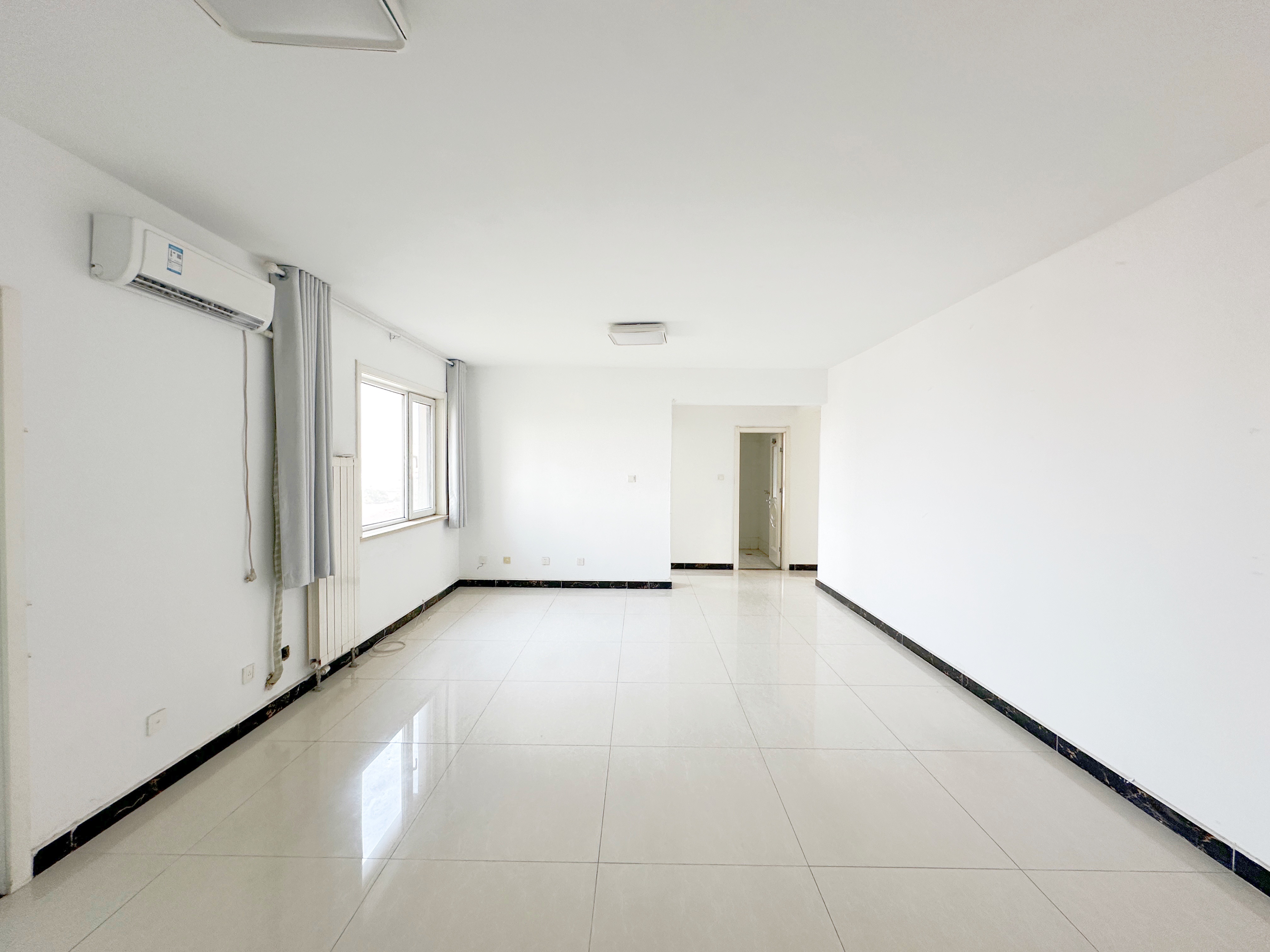  中凡鲁鼎广场 南北