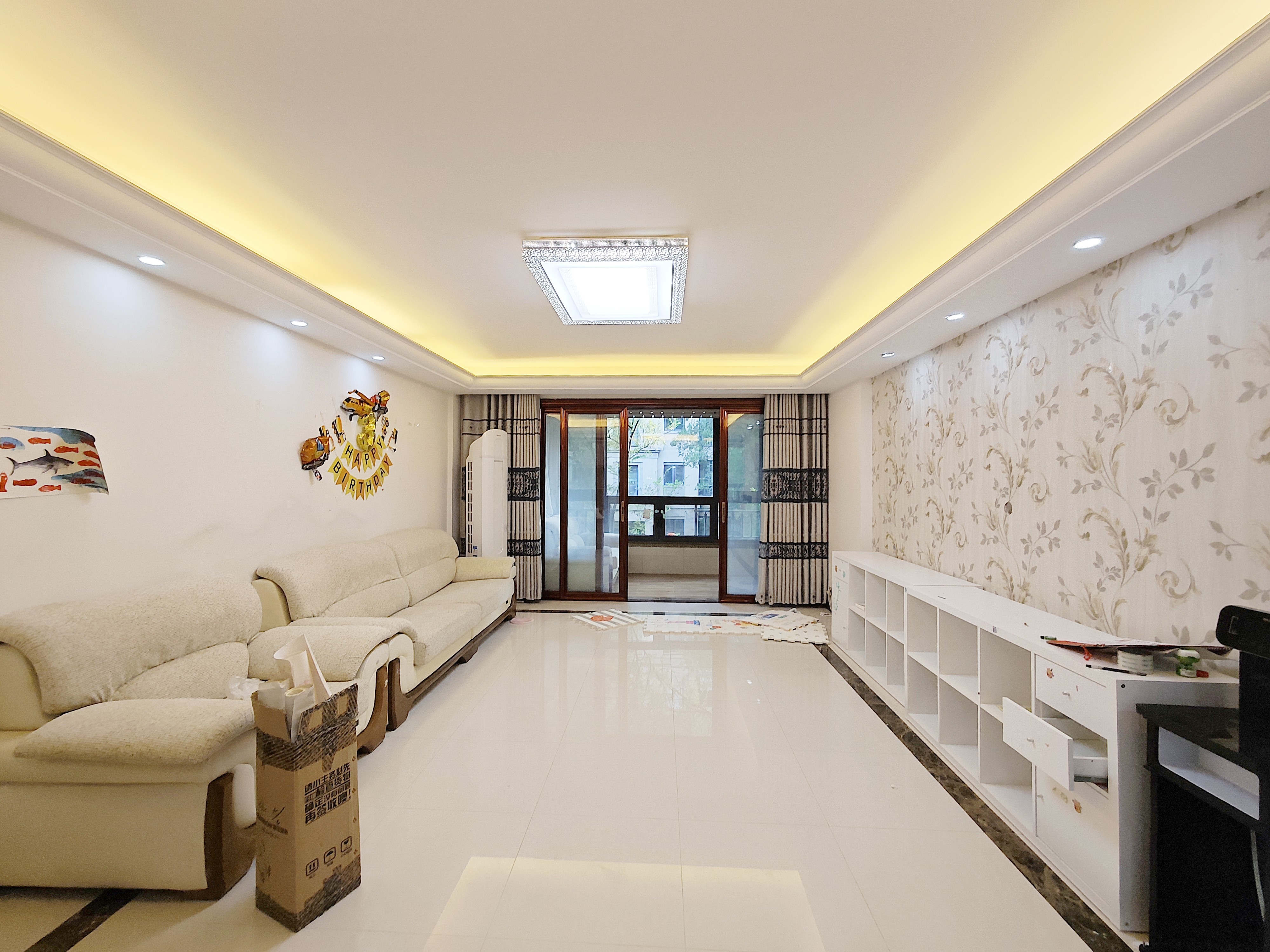  海尔绿城桂花园 南北