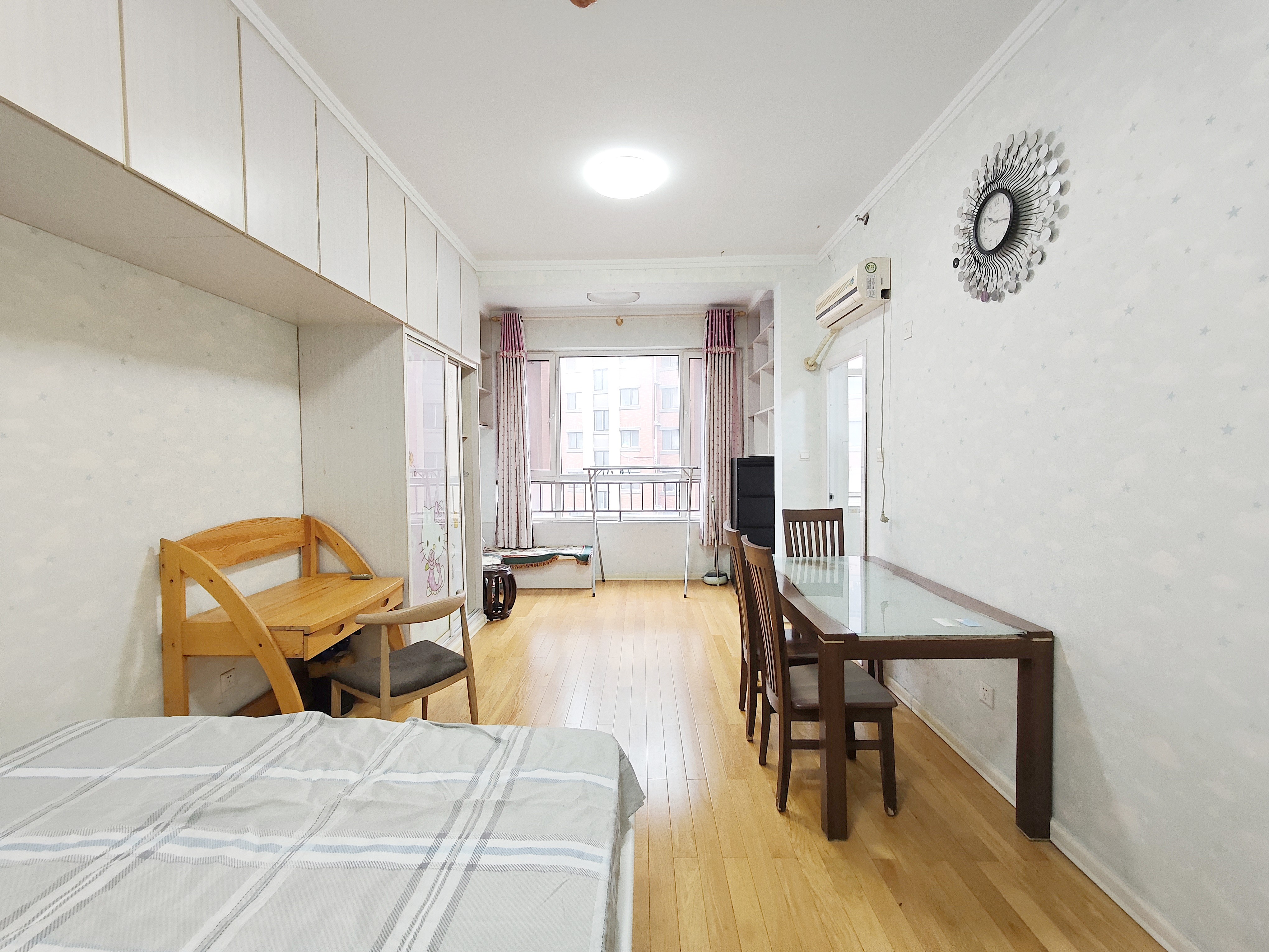  旅游路 逸城山色  南