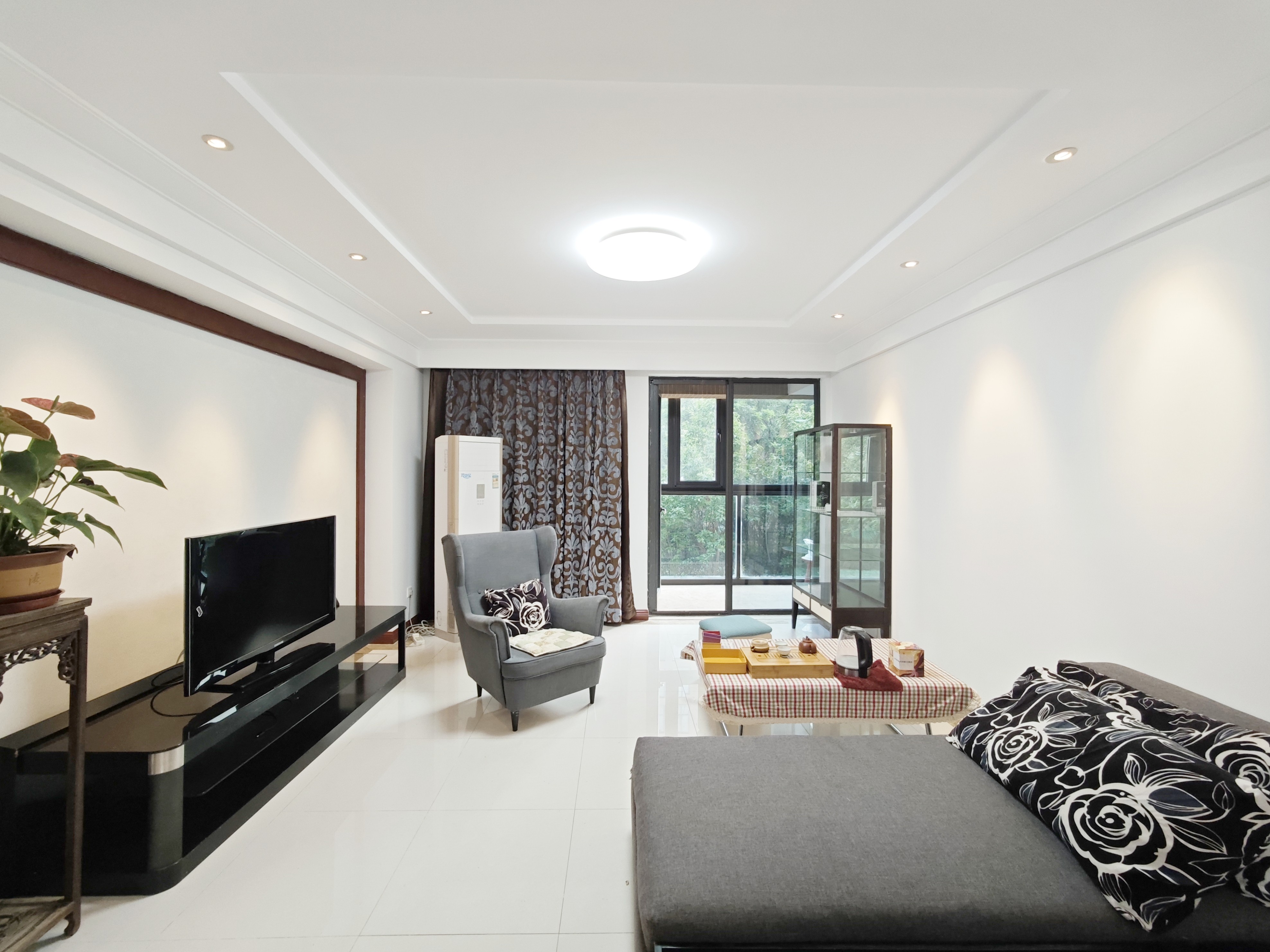  海尔绿城百合园 南北