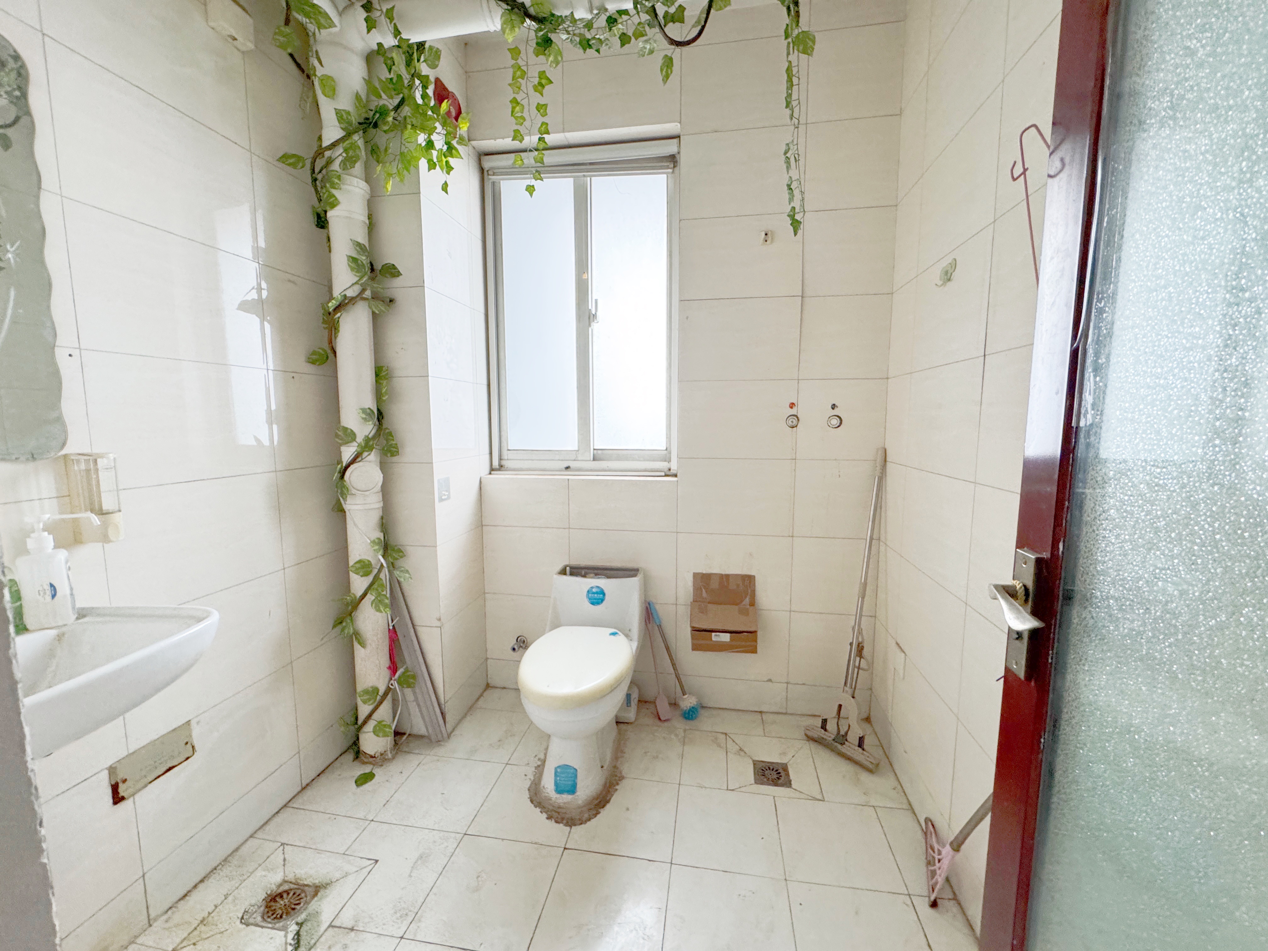 绿地新里梵尔赛公馆