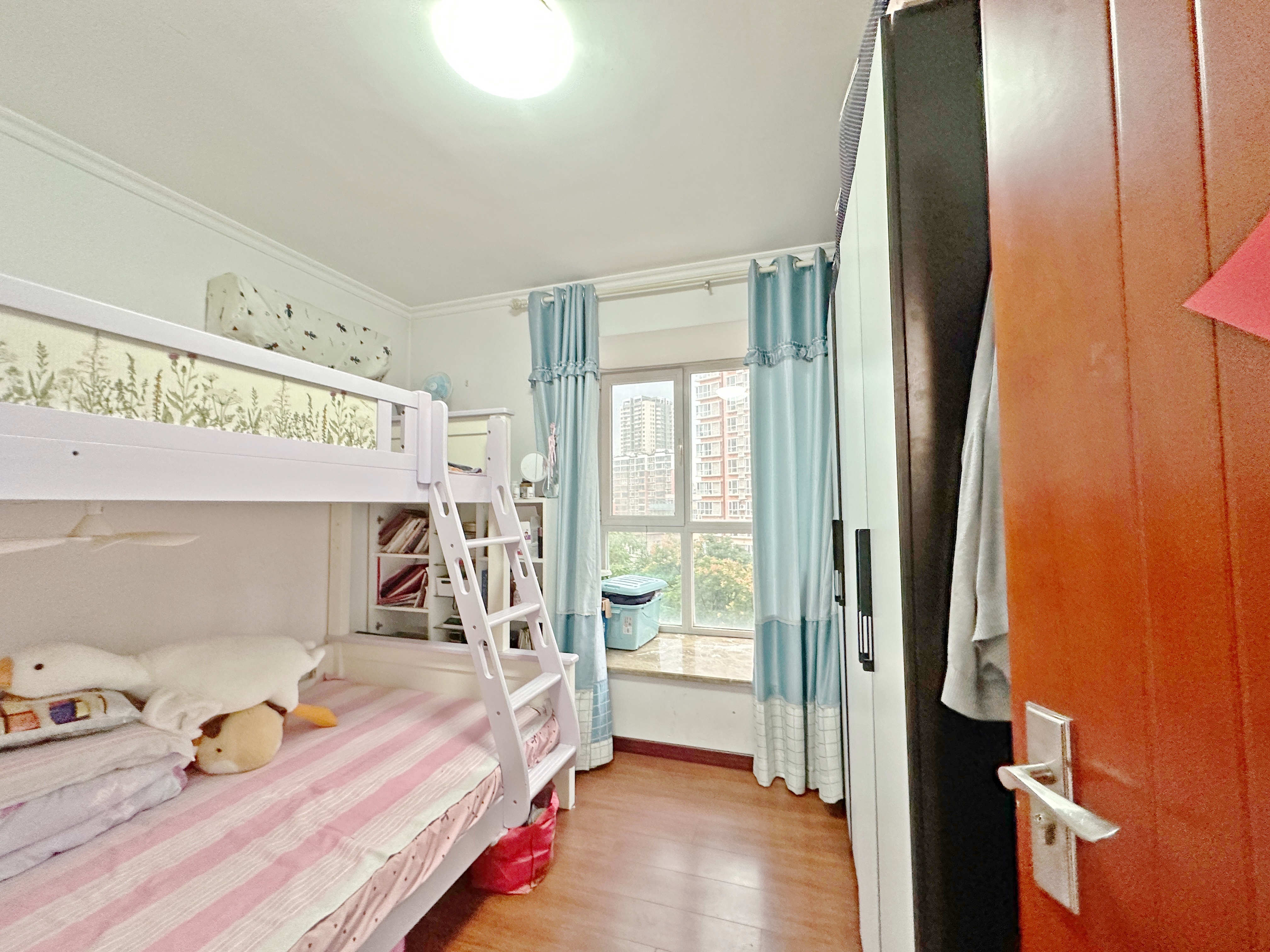 新世界阳光花园