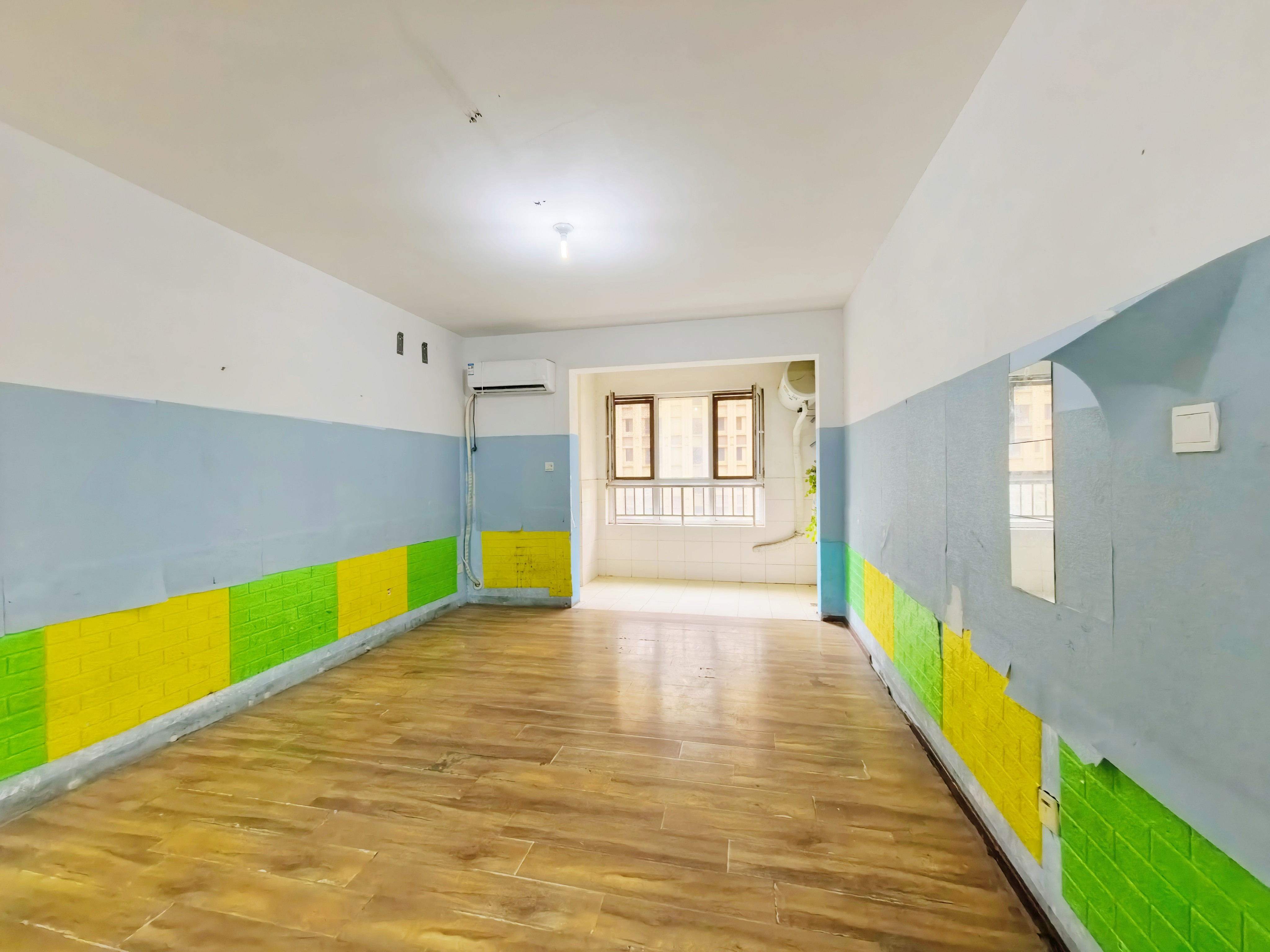  绿地泉景园 南北