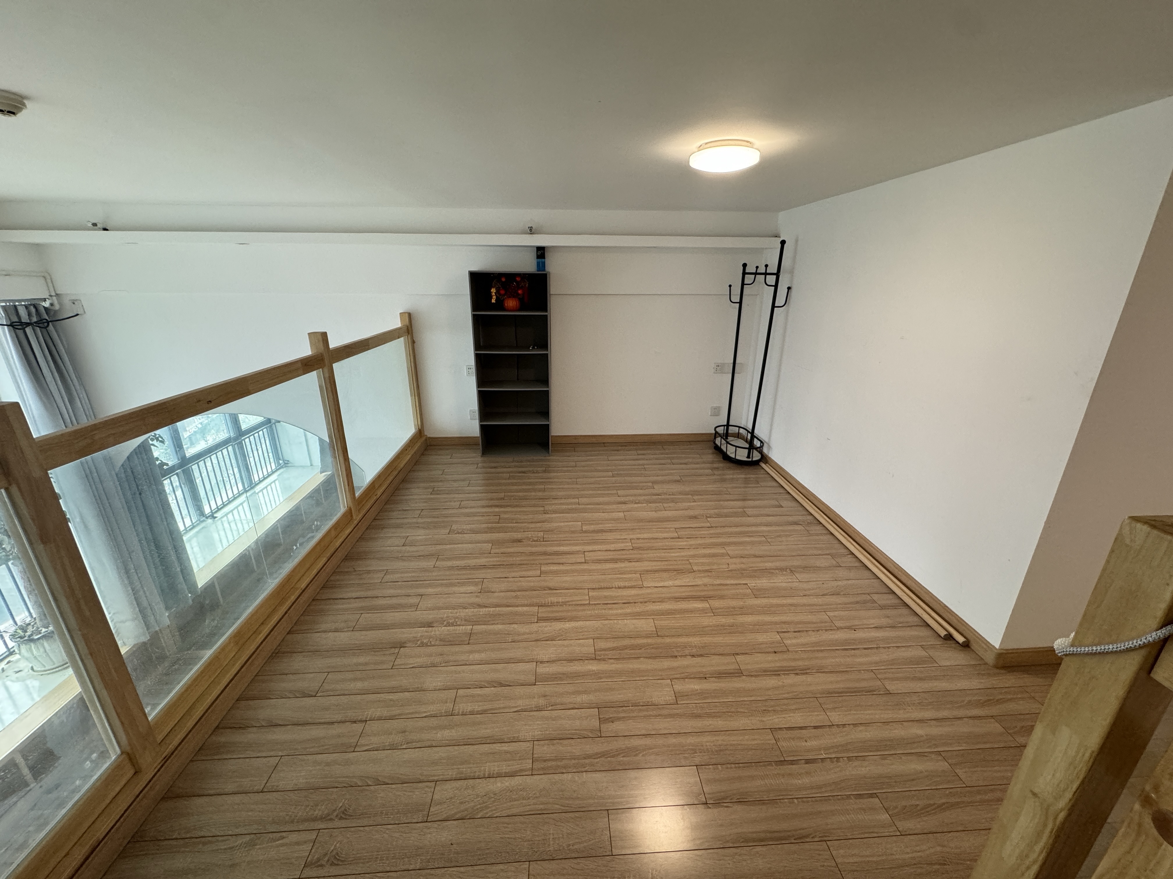 万科大都会万公馆