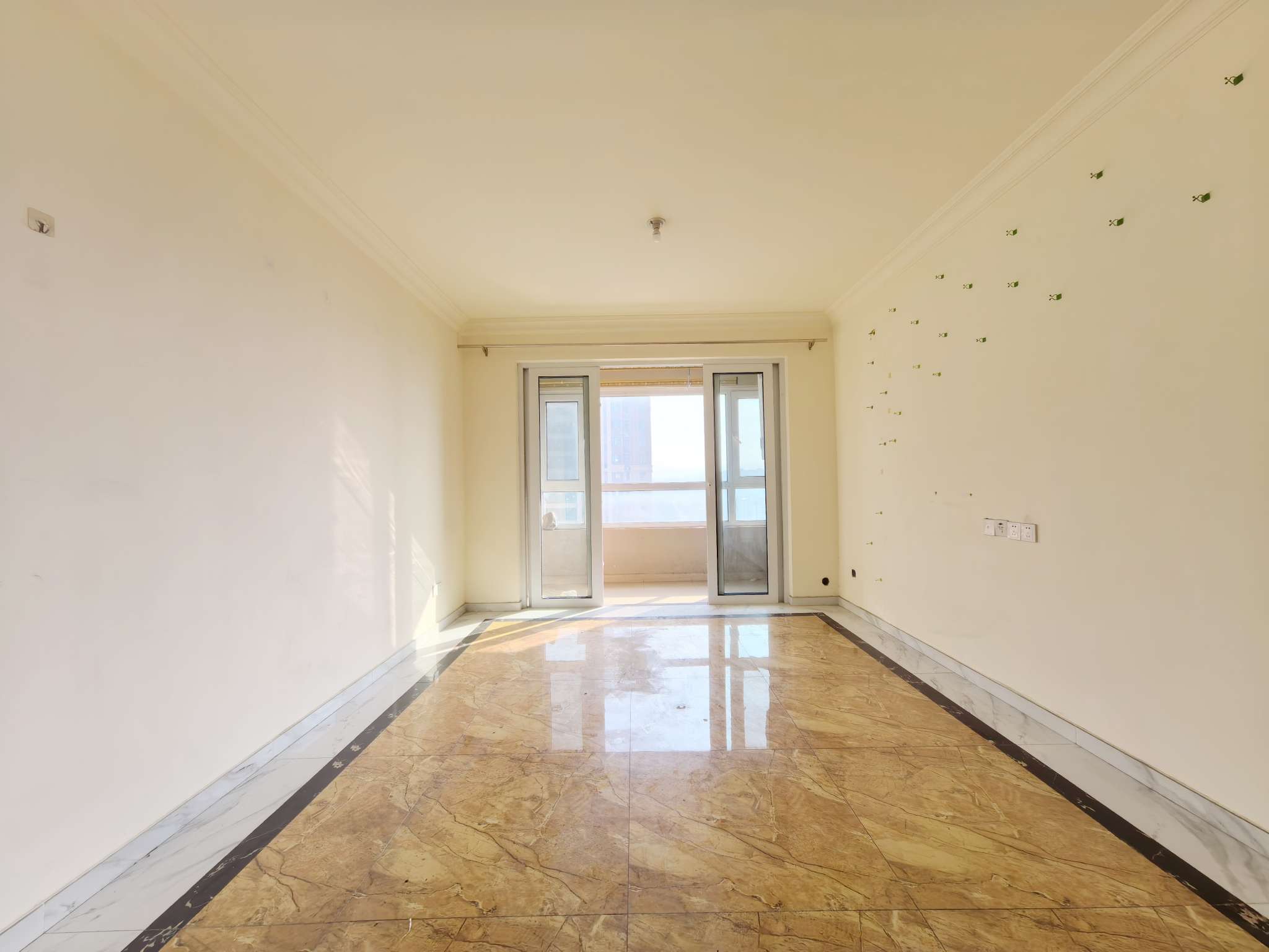  碧桂园凤凰城东区高层 南北