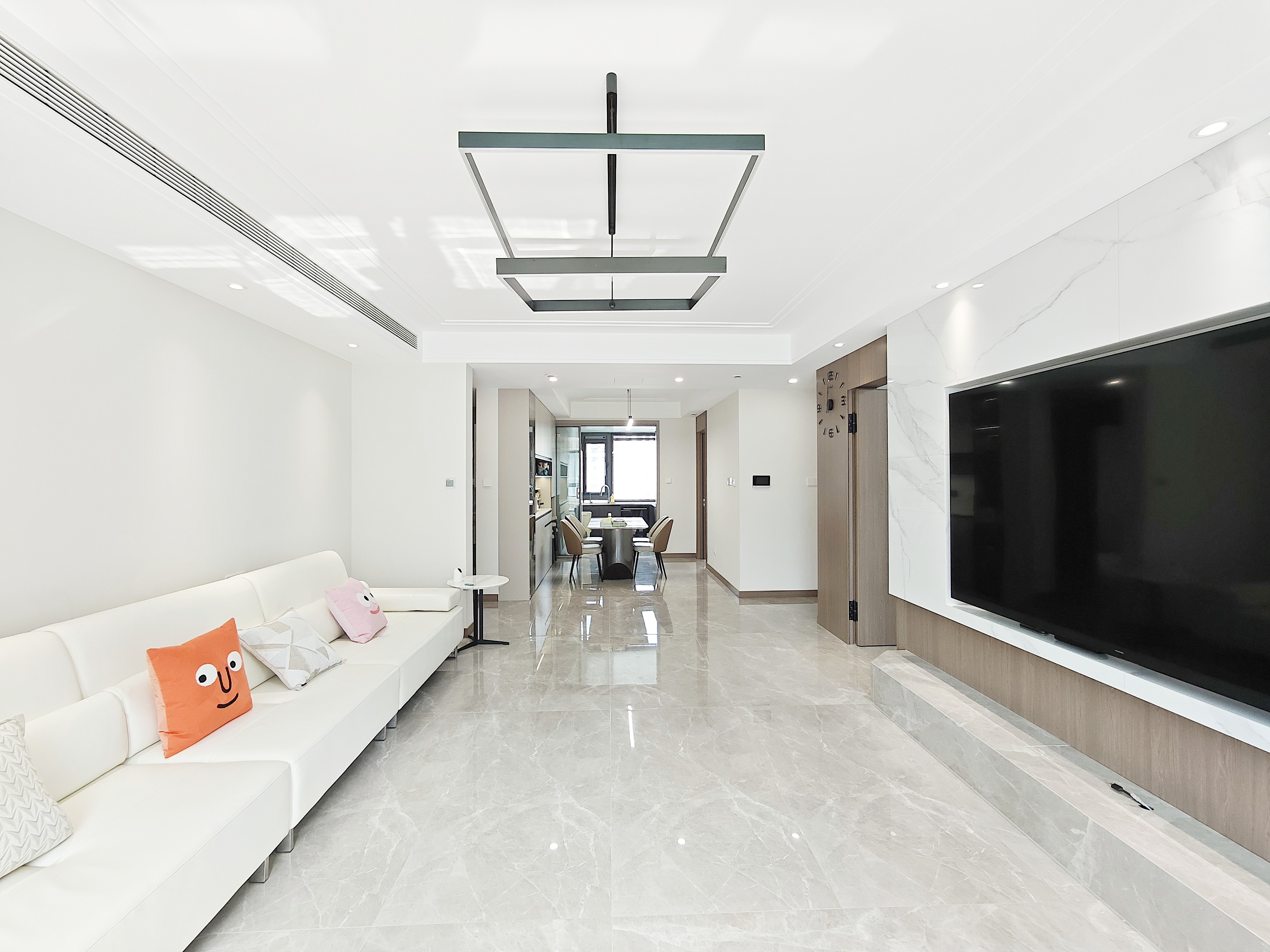  高新绿城玉兰花园 南北