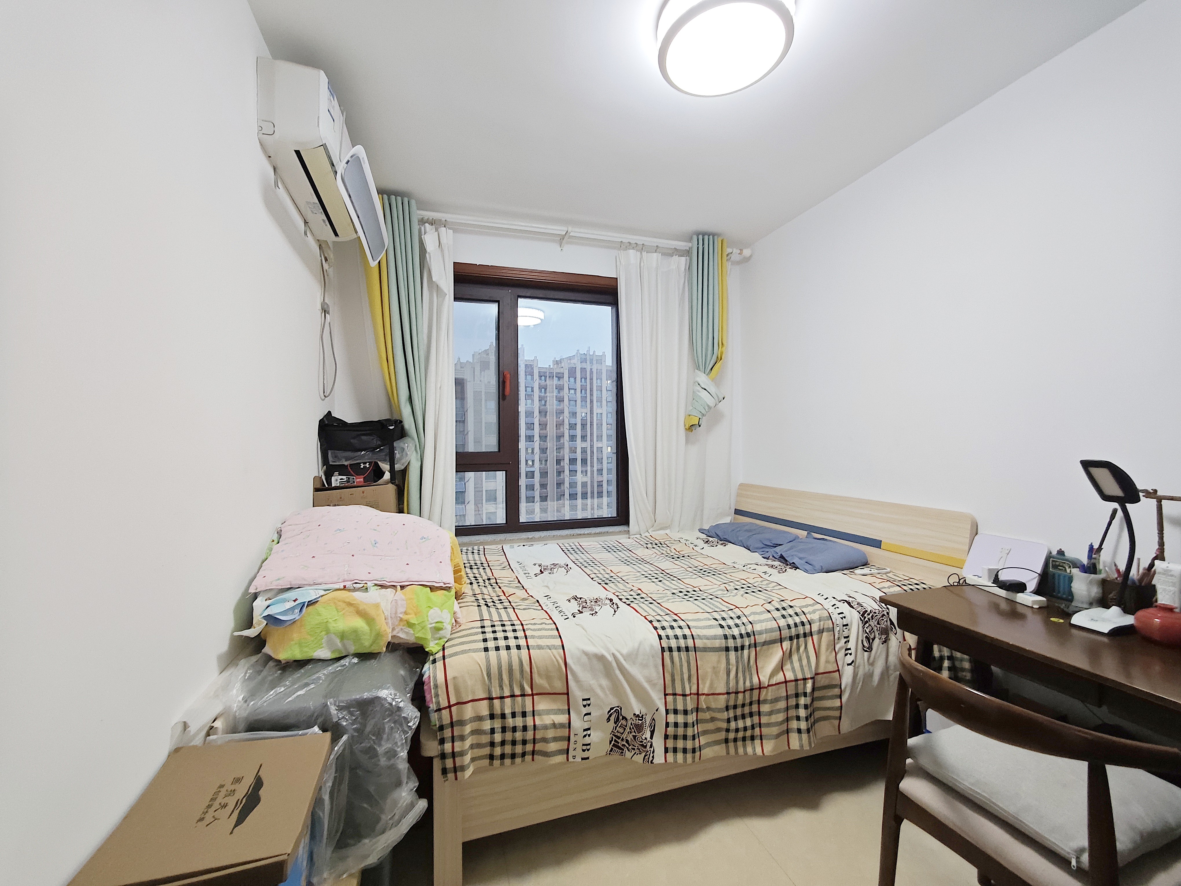 鲁邦奥林逸城西区