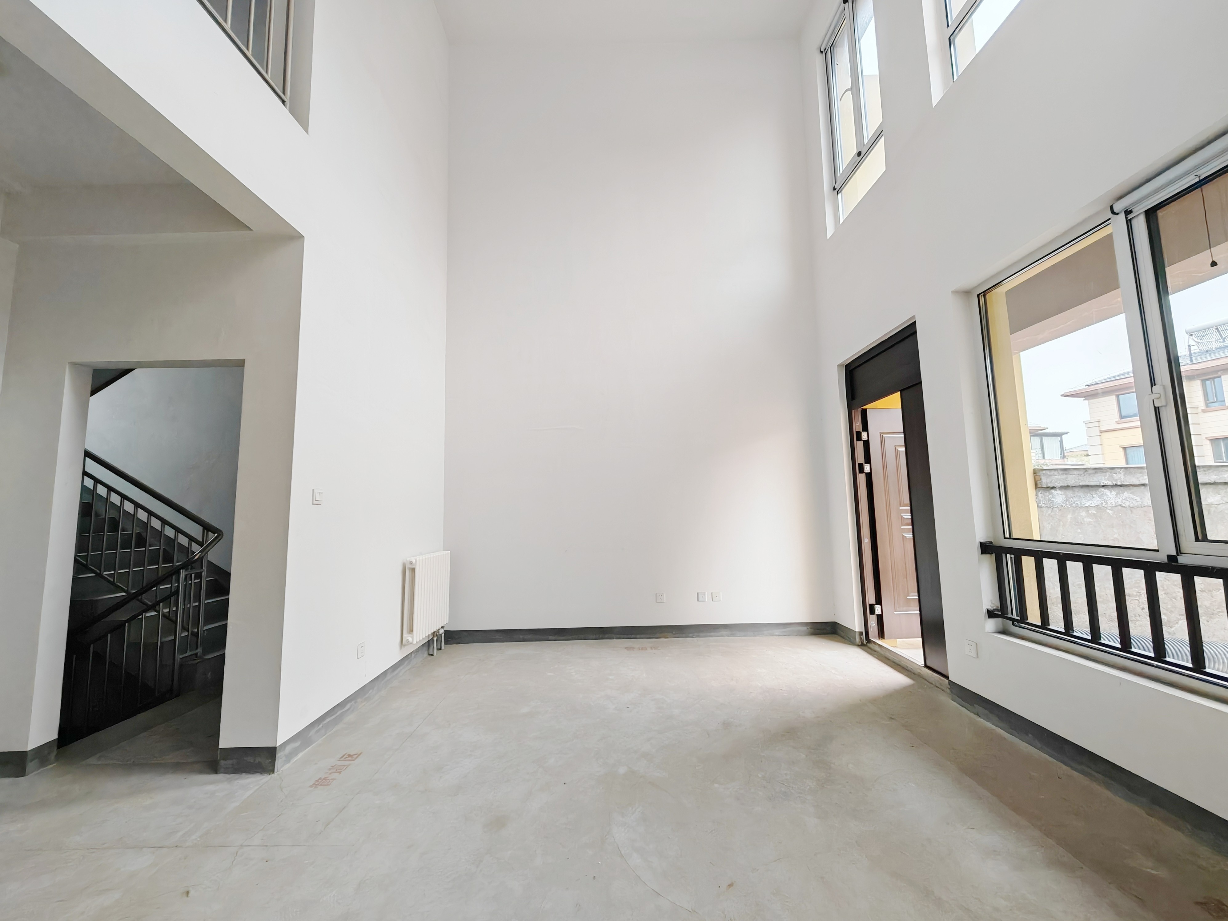  中建长清湖瑾园 南北