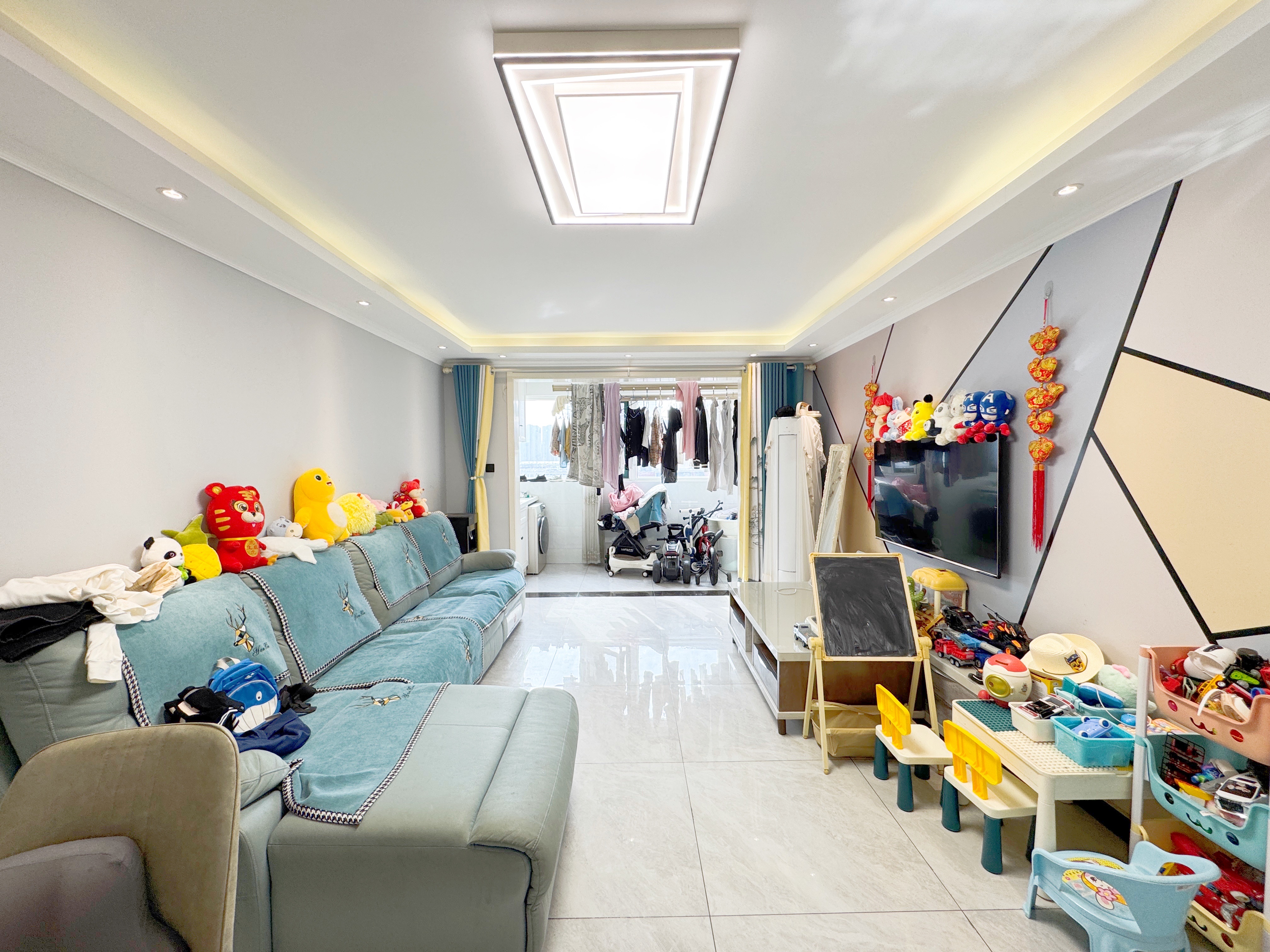  华夏金色阳光花园 南北