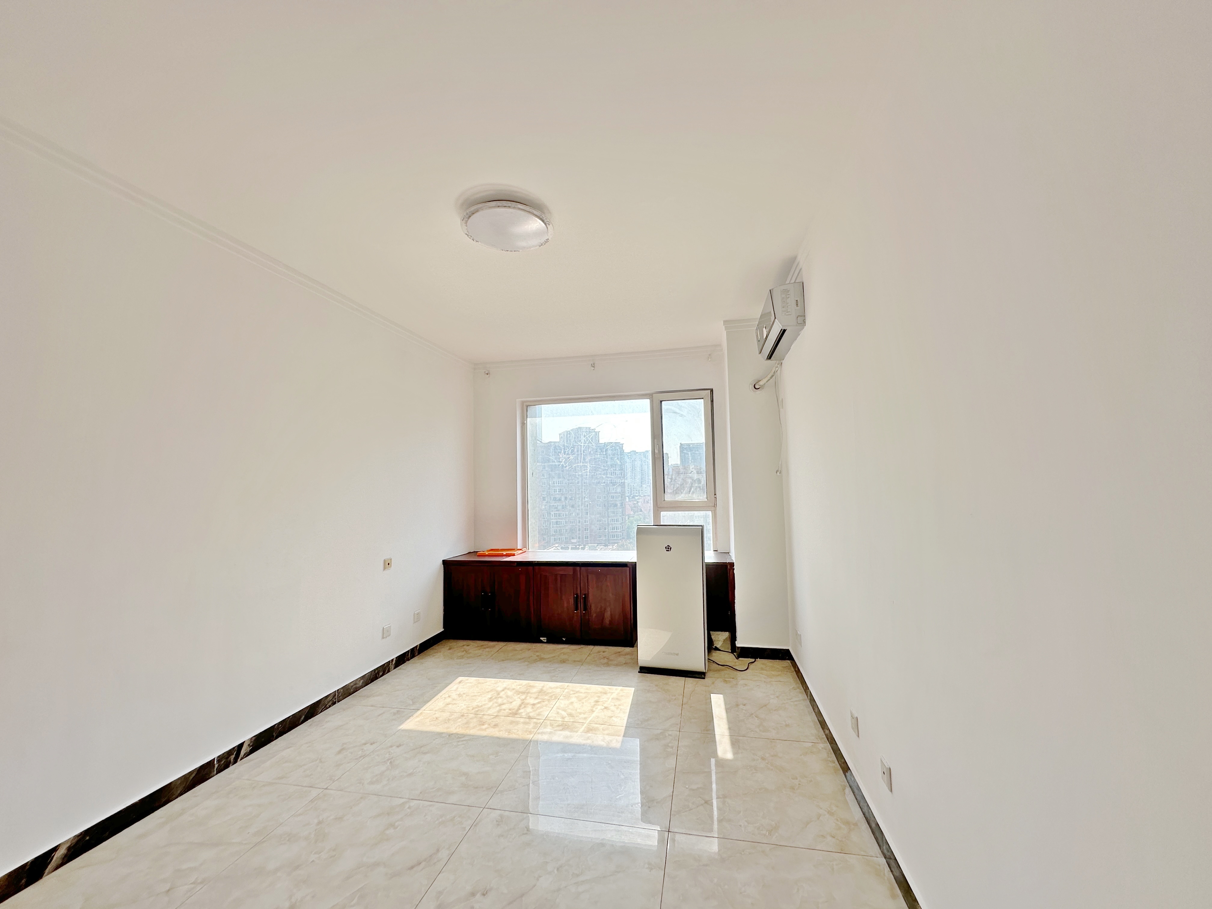 绿地新里卢浮公馆