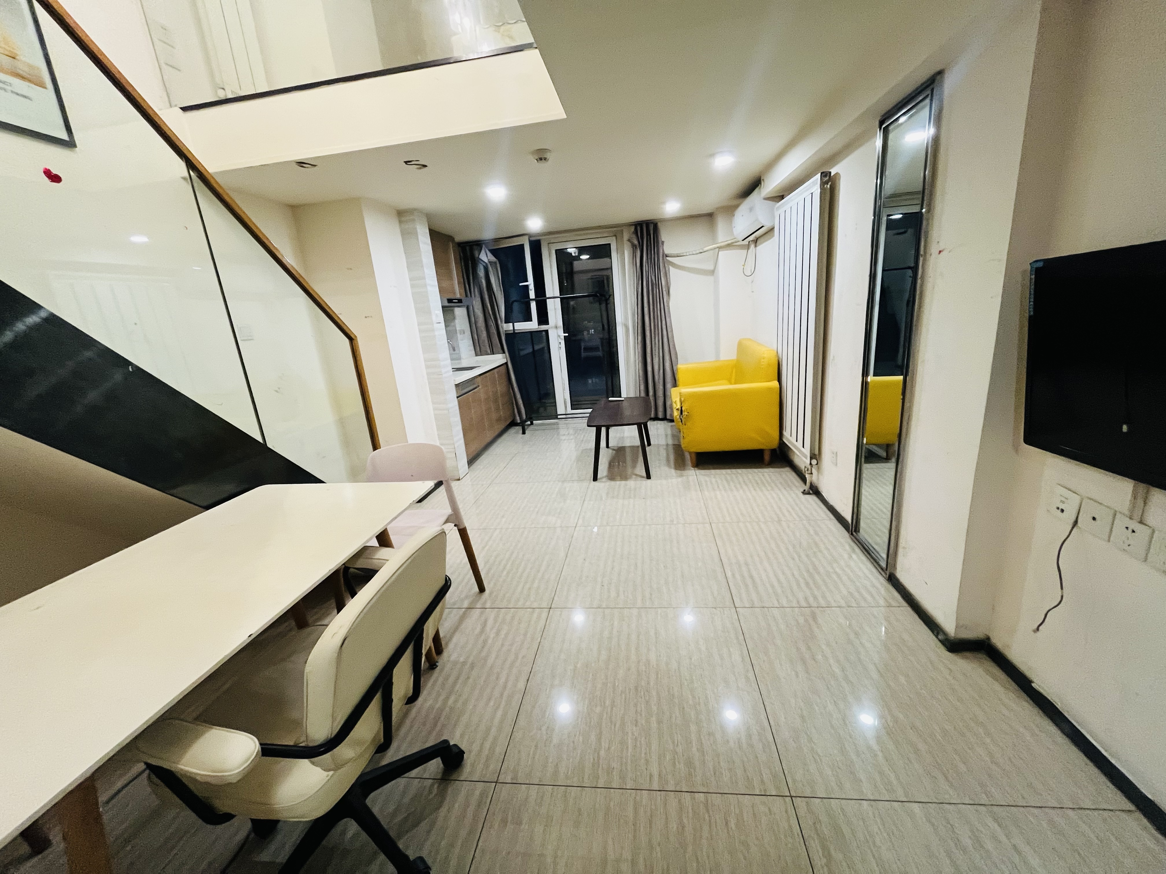 恒大滨河左岸公寓(临湖公馆花园)