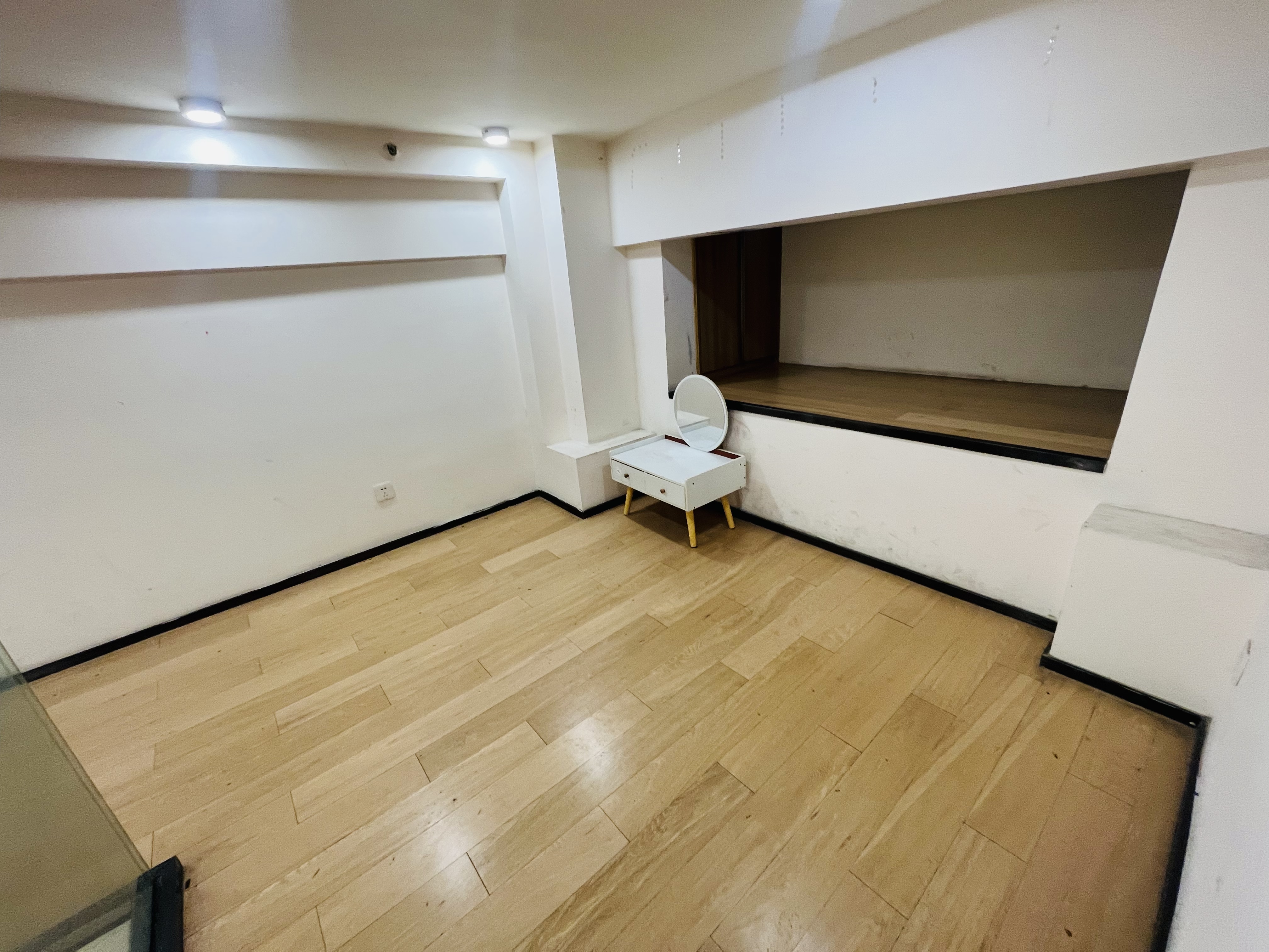 恒大滨河左岸公寓(临湖公馆花园)