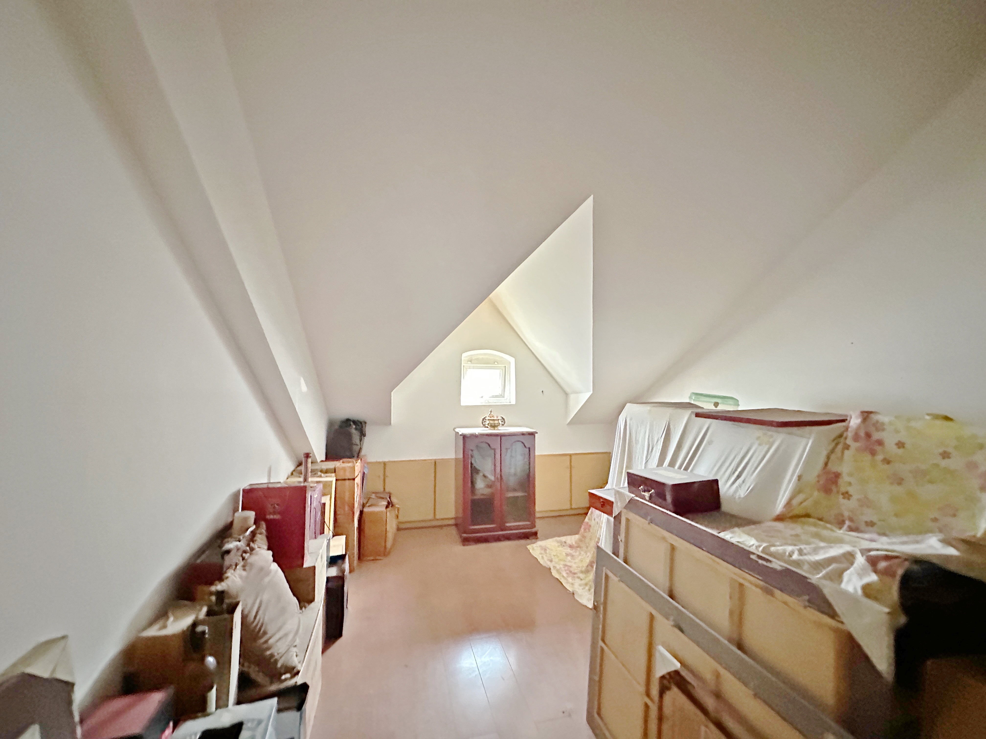 卧龙花园龙昌苑(四区)