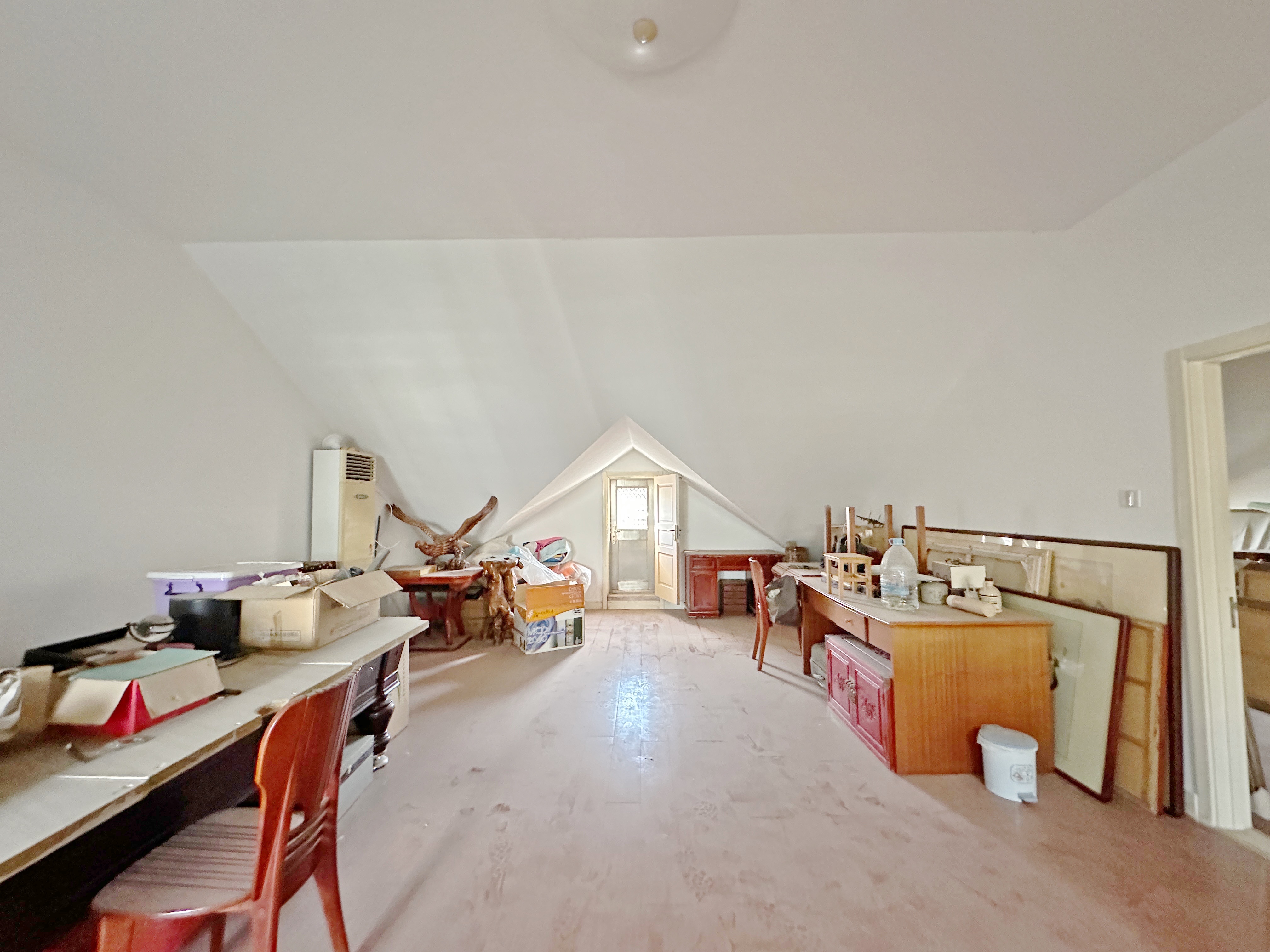 卧龙花园龙昌苑(四区)