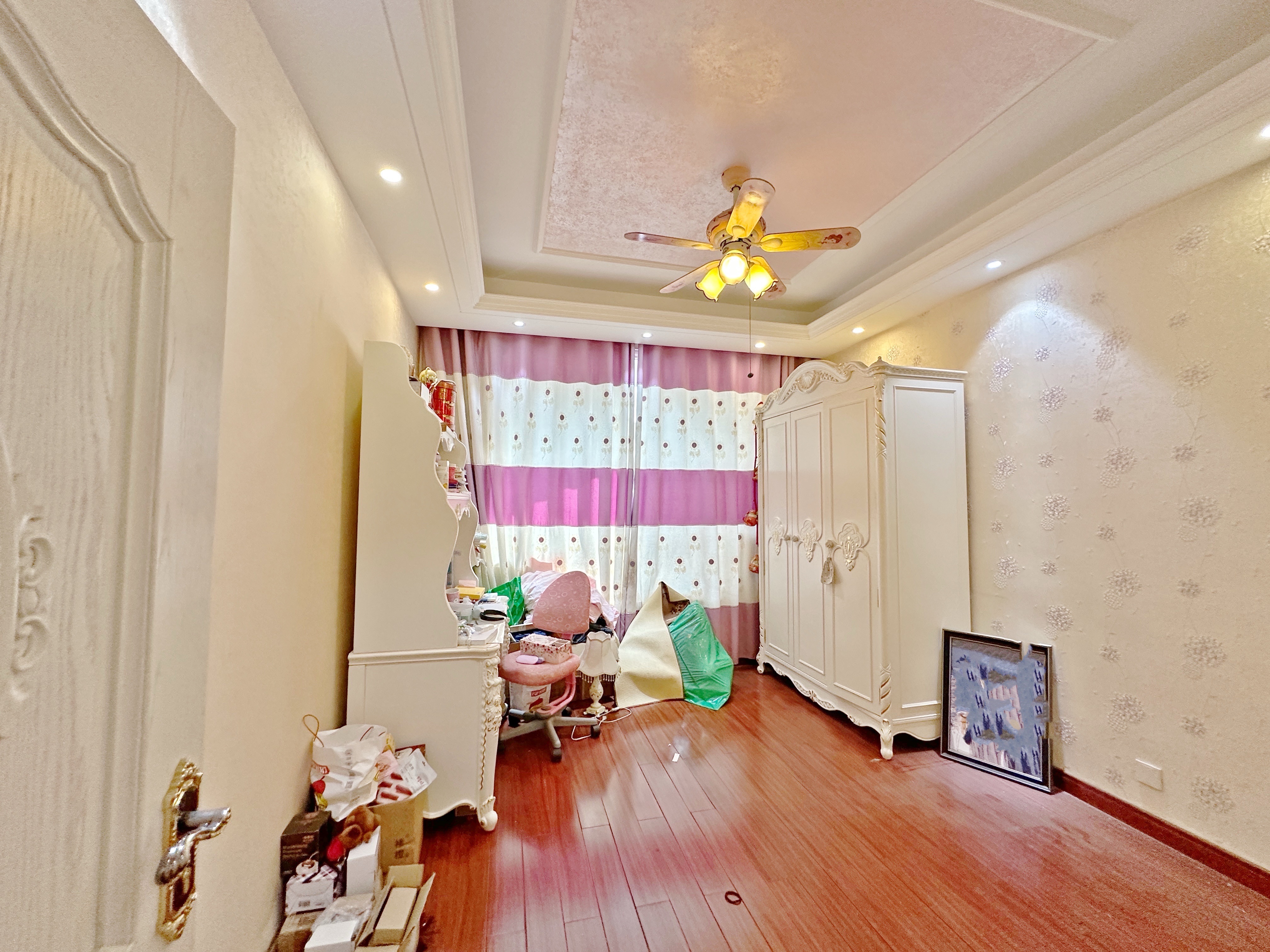 卧龙花园龙昌苑(四区)