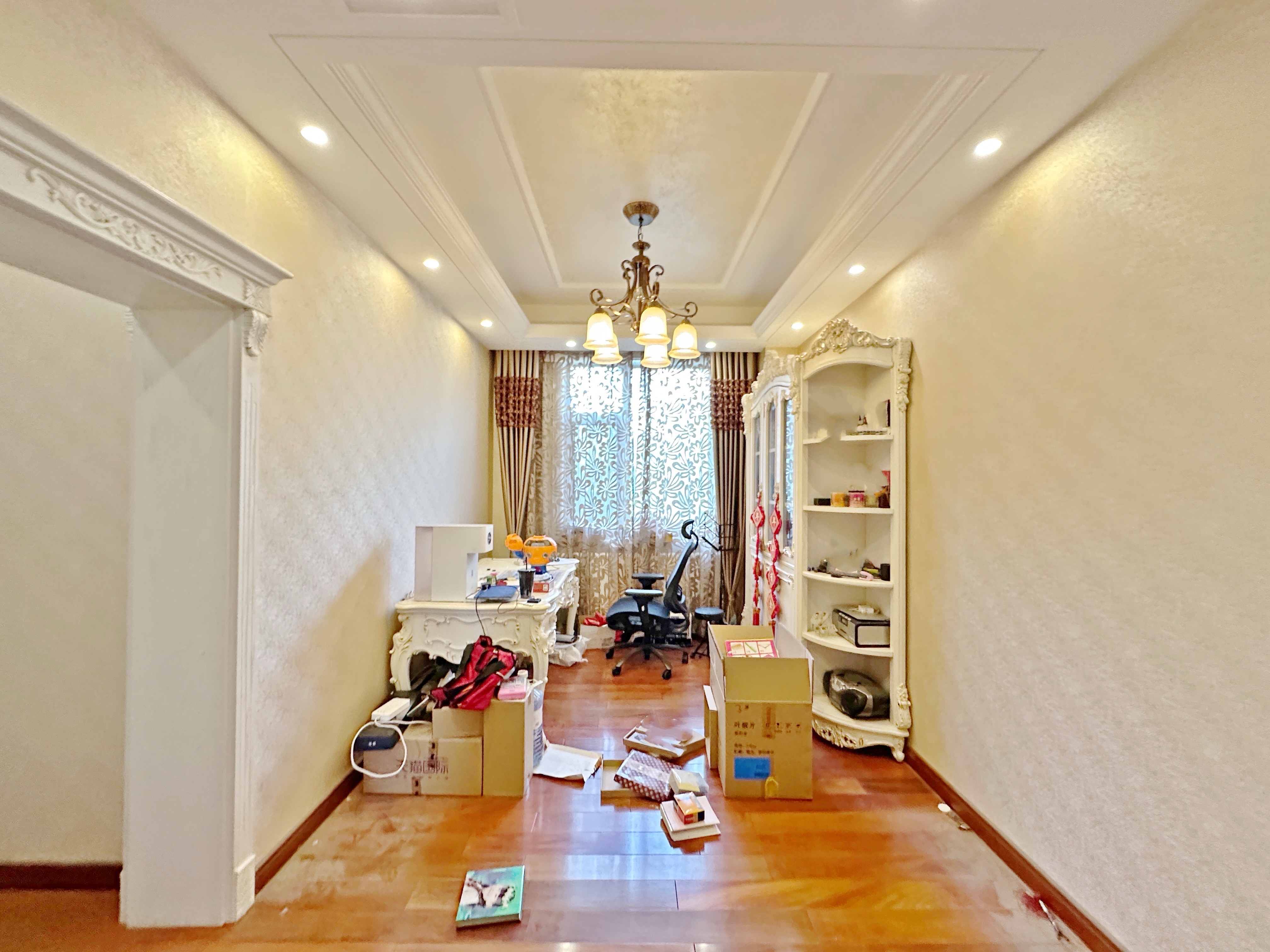 卧龙花园龙昌苑(四区)