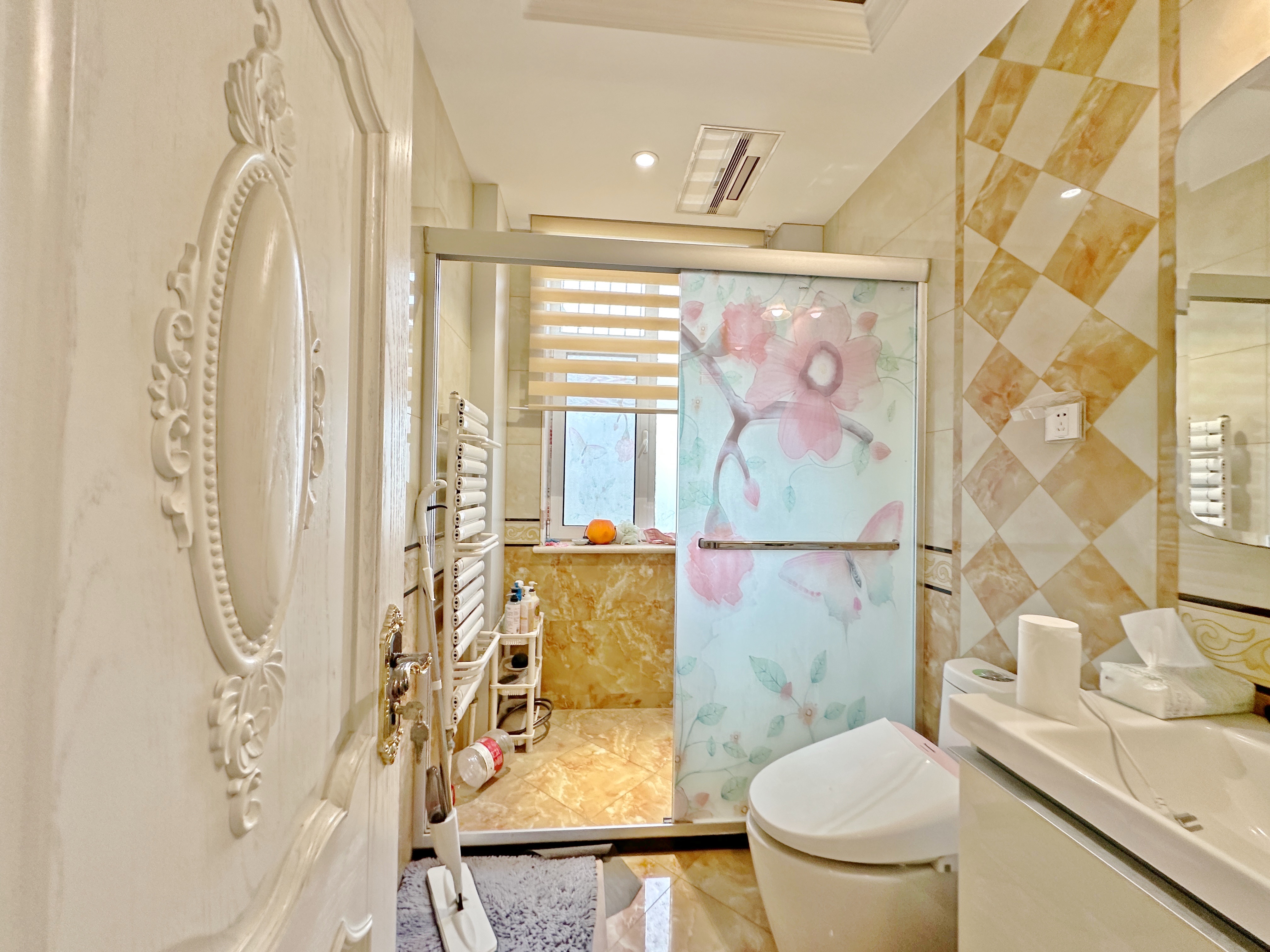 卧龙花园龙昌苑(四区)