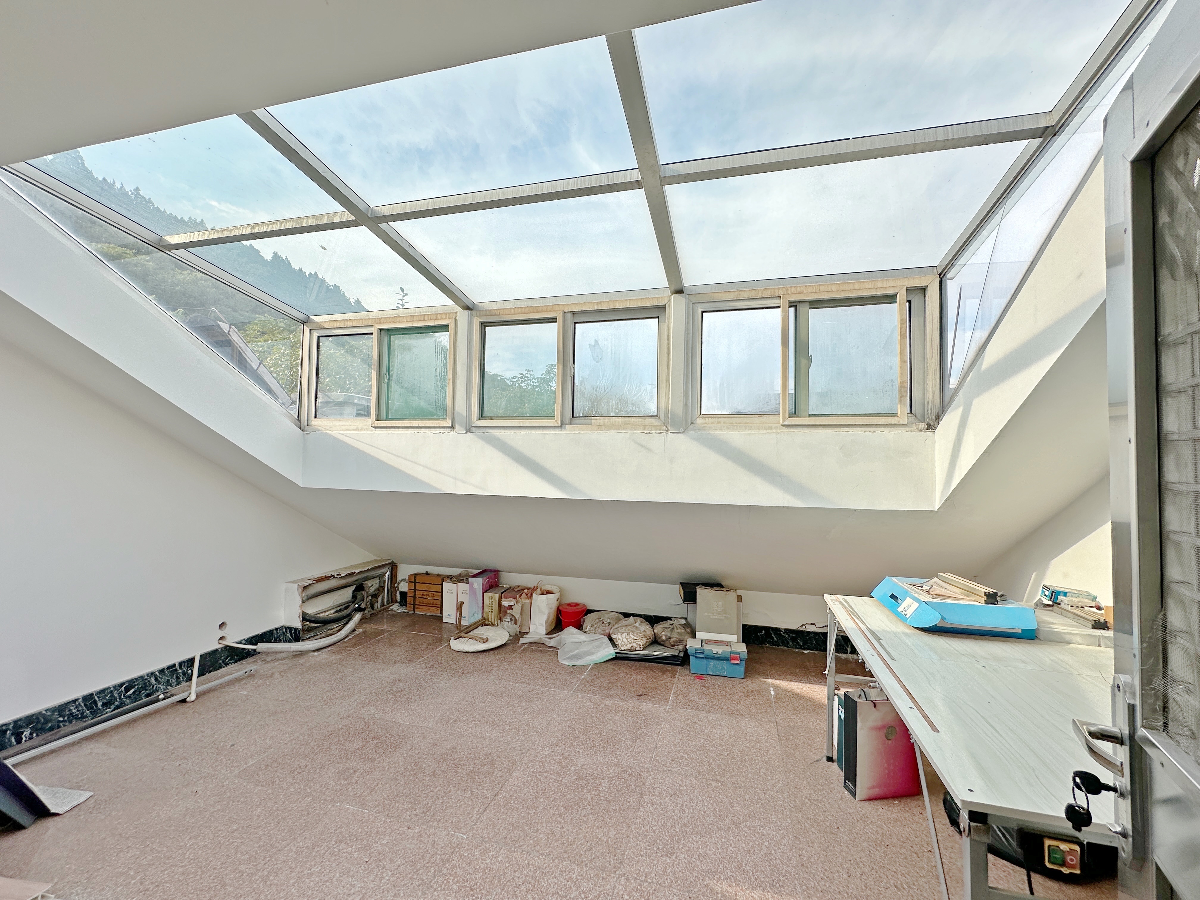 卧龙花园龙昌苑(四区)