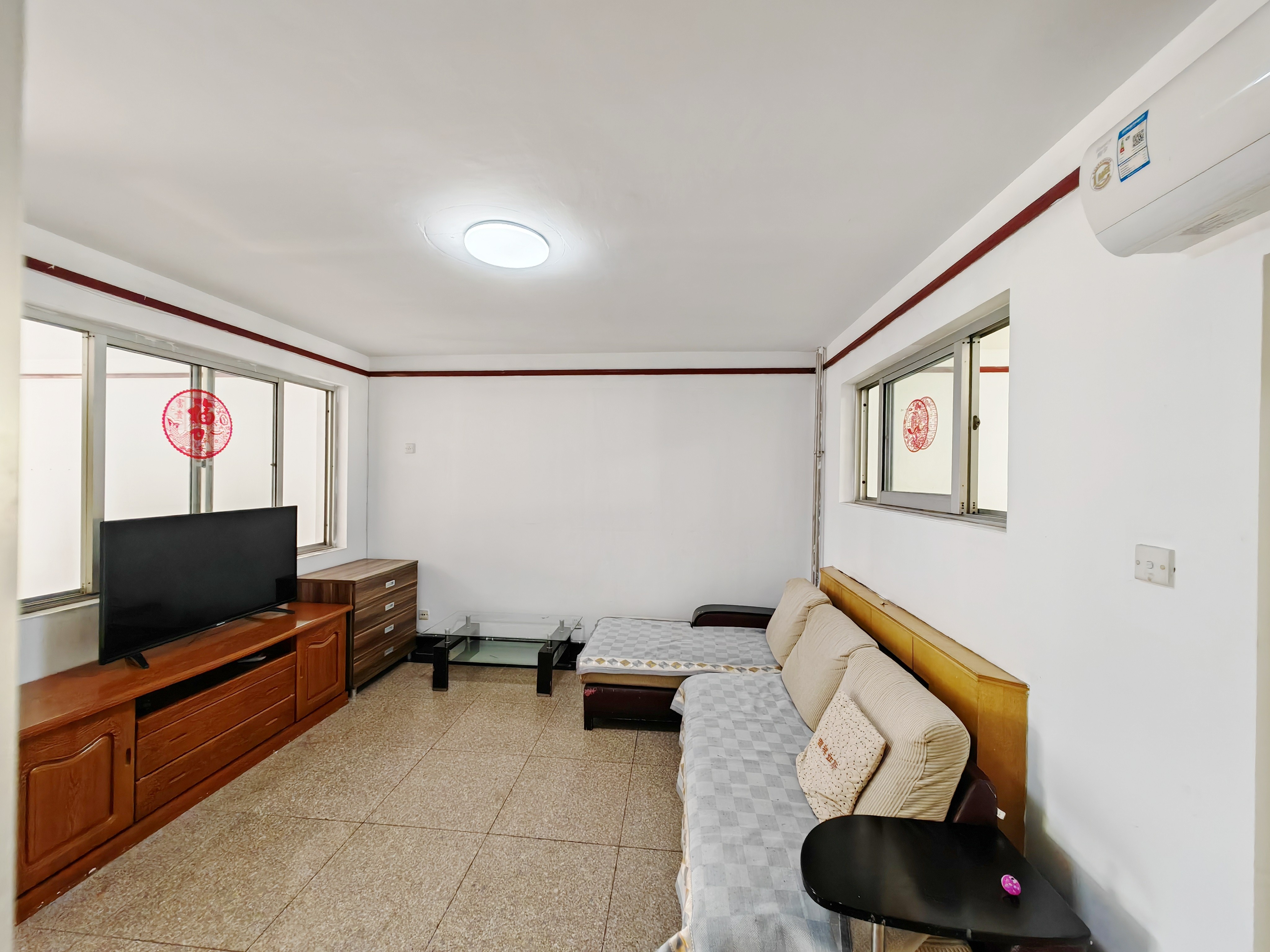  省级机关文教大院宿舍  南北