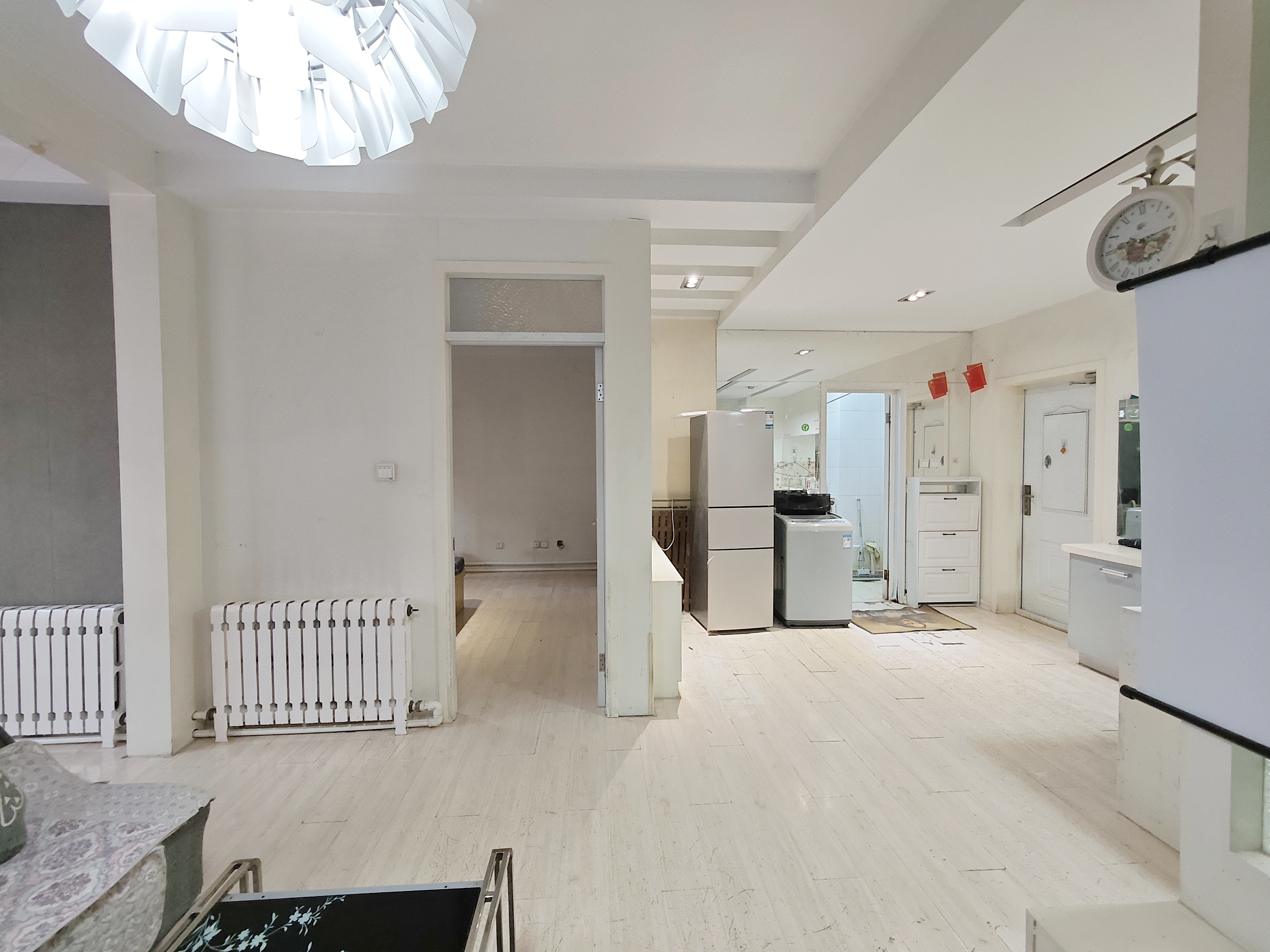  高新软件园旁 黄金时代两室一厅住宅 有电梯双气 可以落户上学