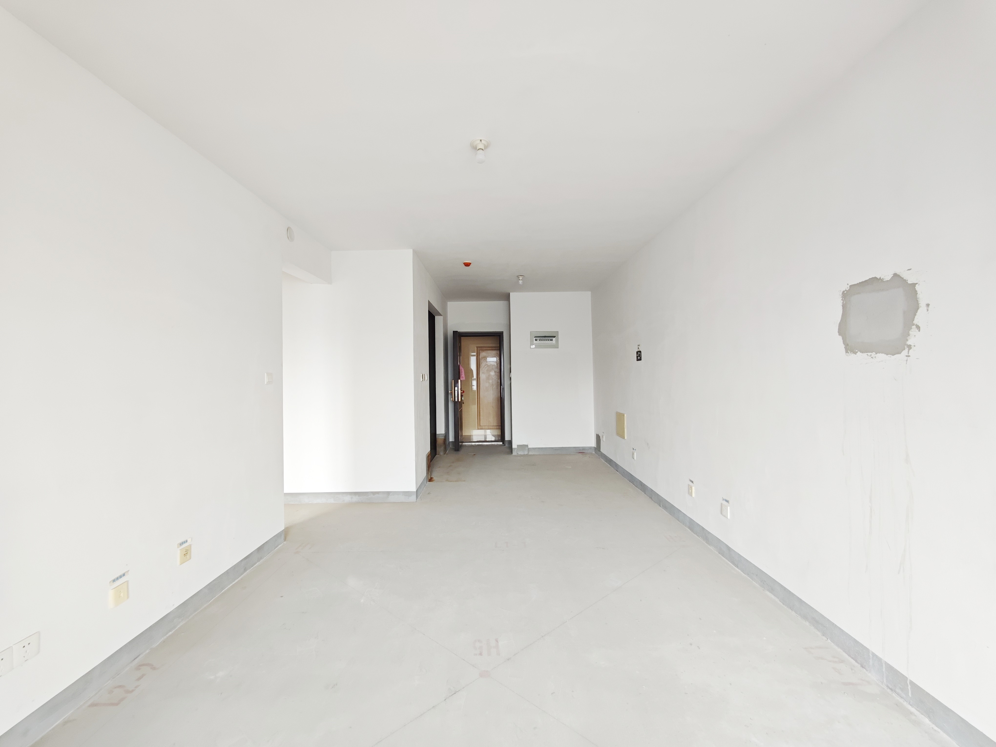  绿地IFC中央公馆 南北