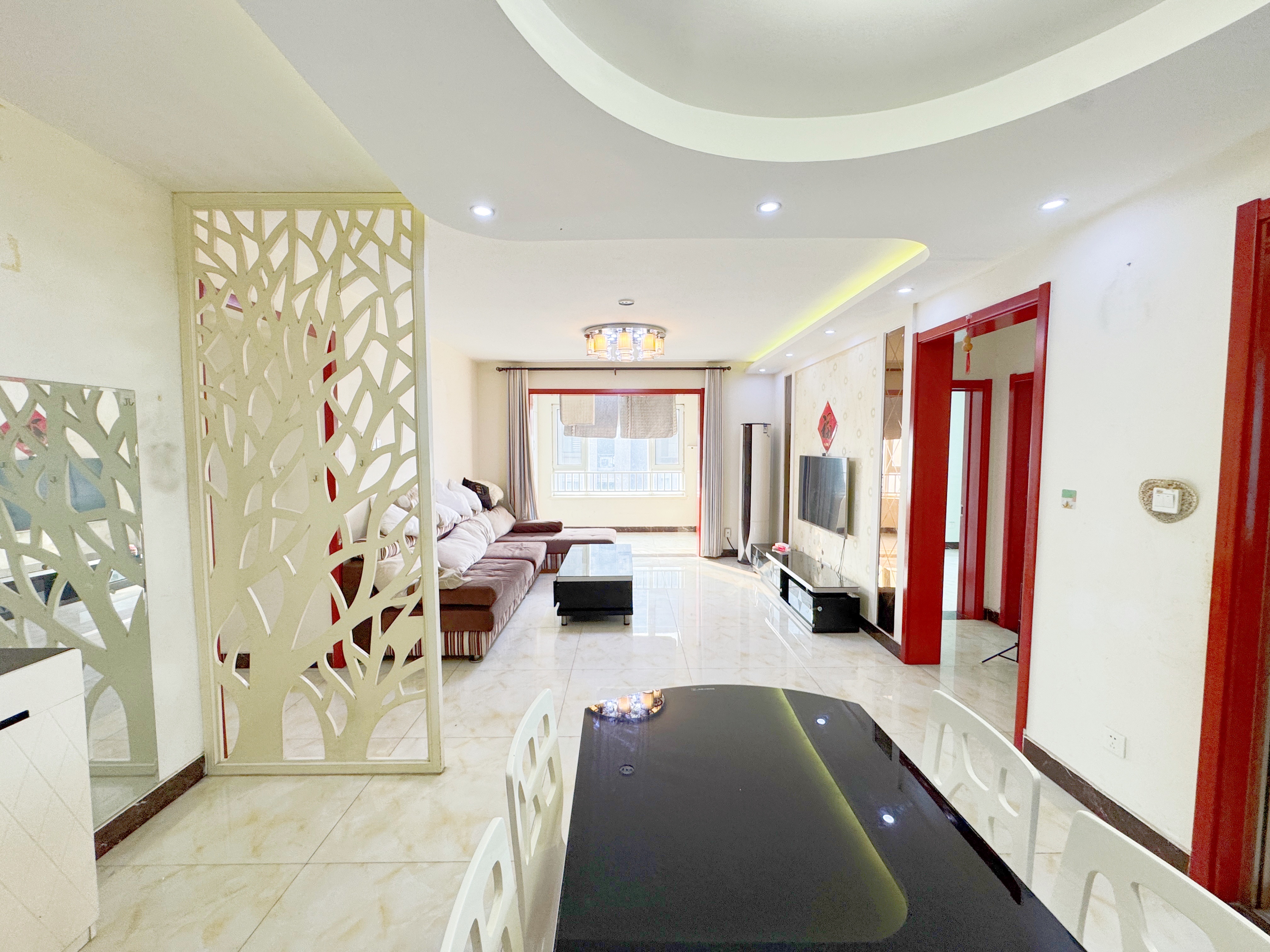 绿地新里梵尔赛公馆