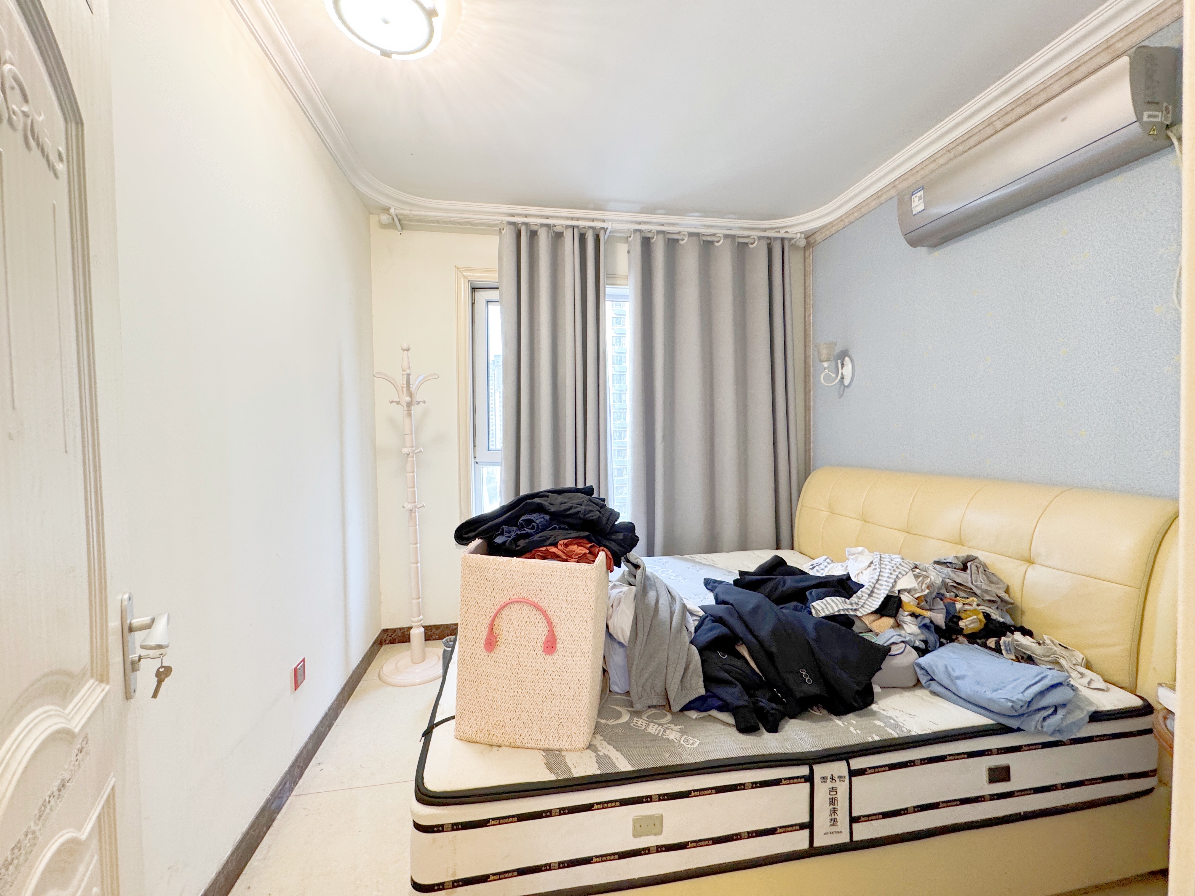 绿地新里梵尔赛公馆