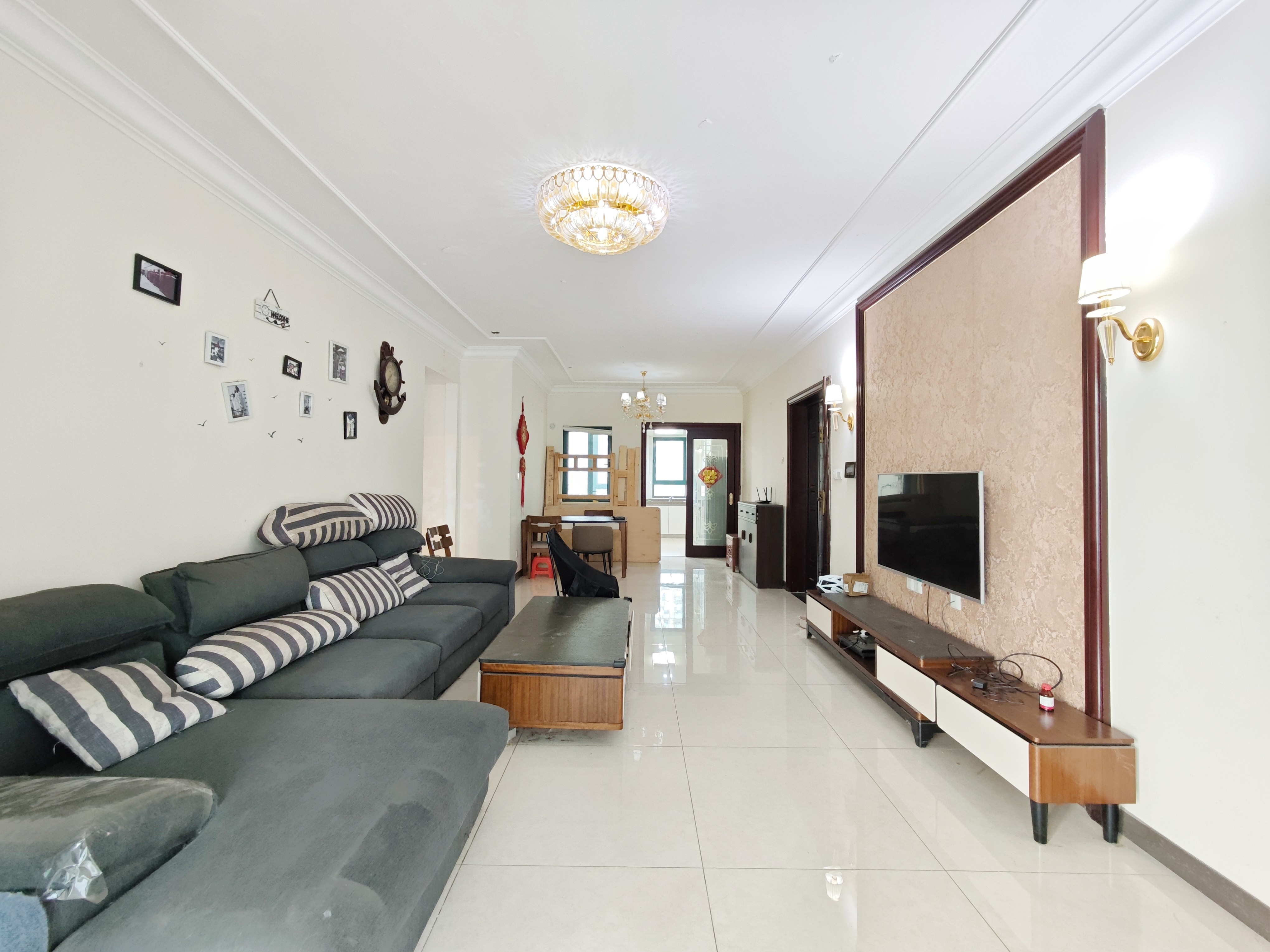  恒大翡翠华庭 南北