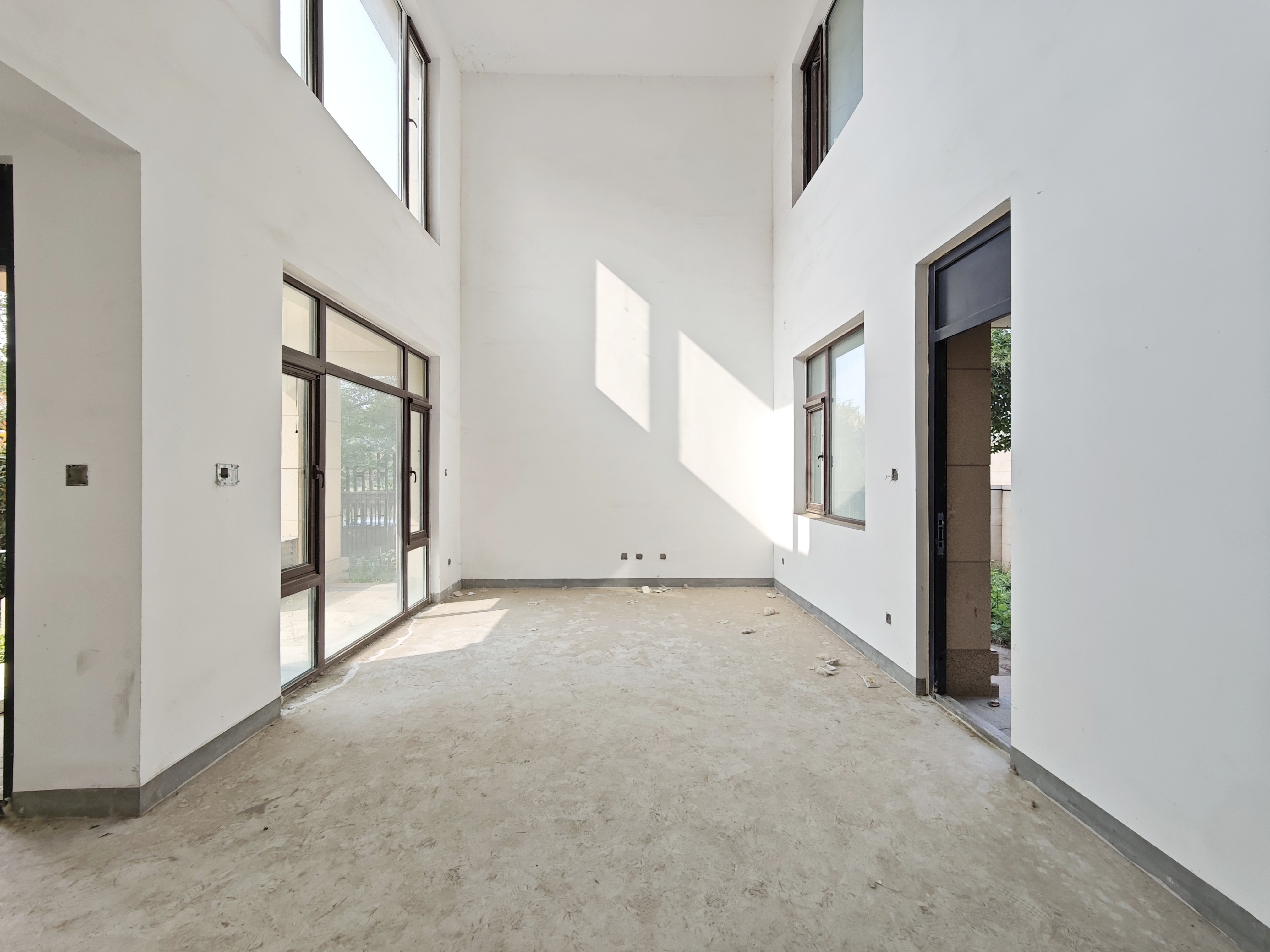  中建锦绣首府 南北