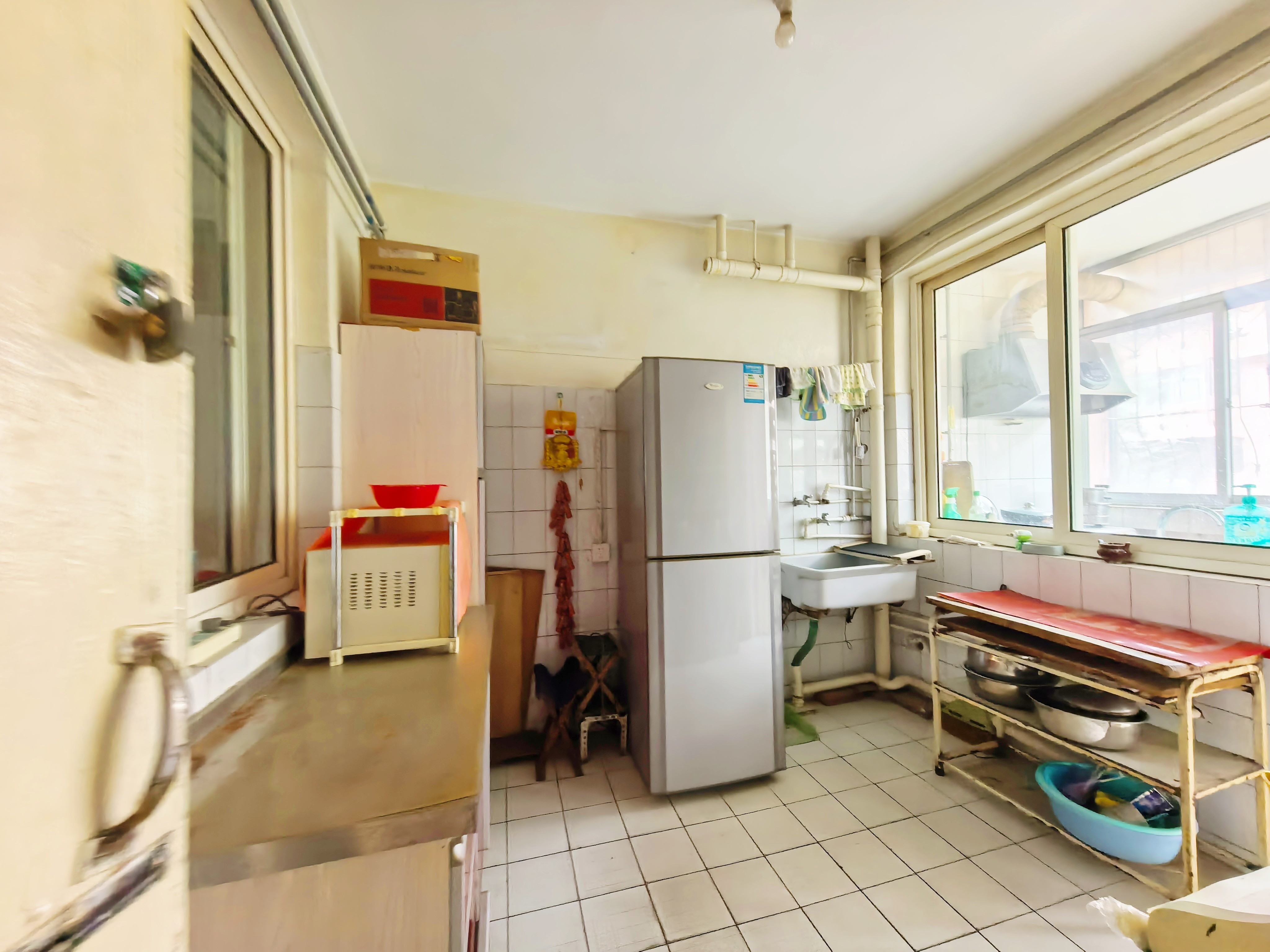 白马山铁路新村