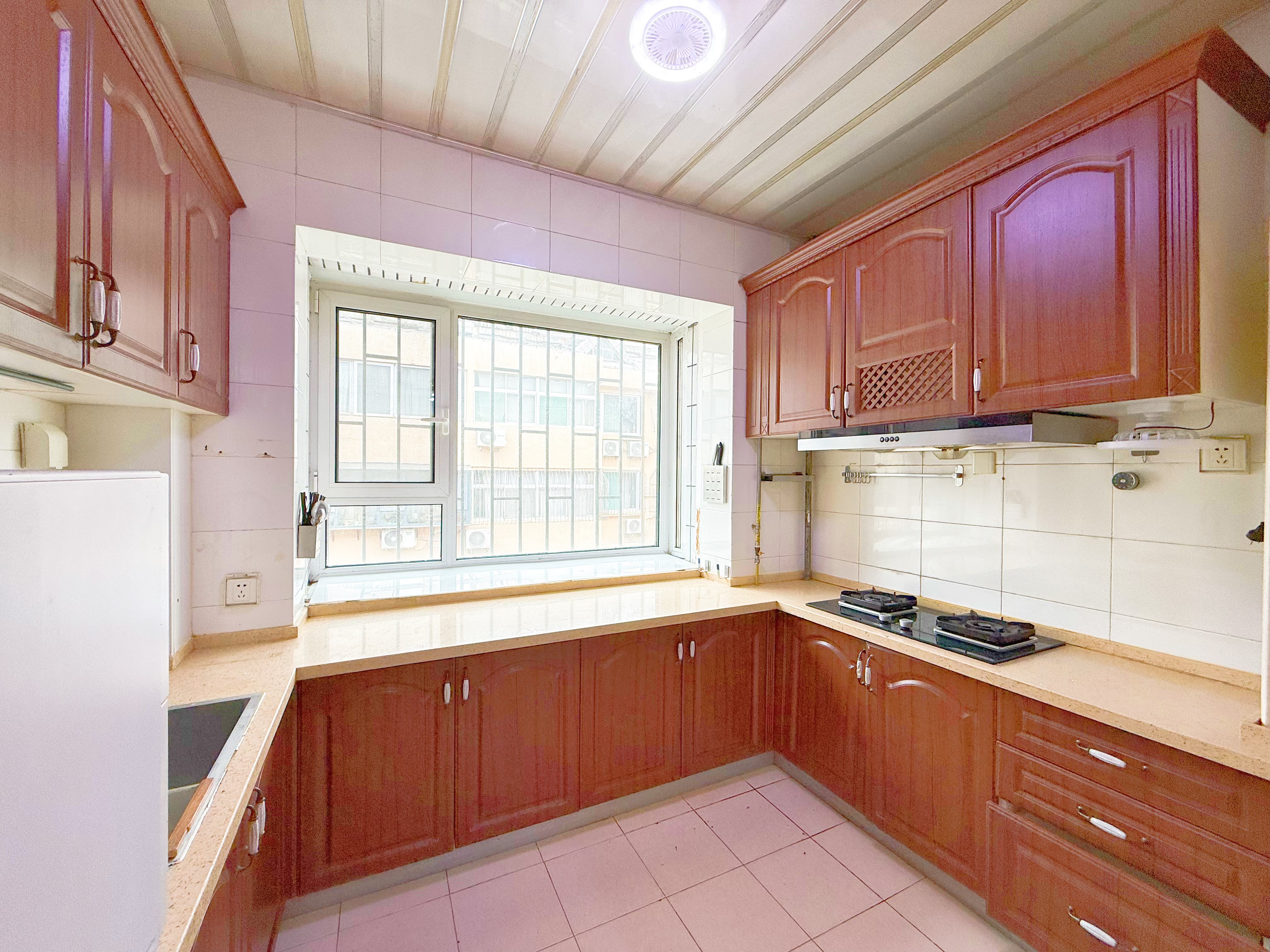 经十一路56号院