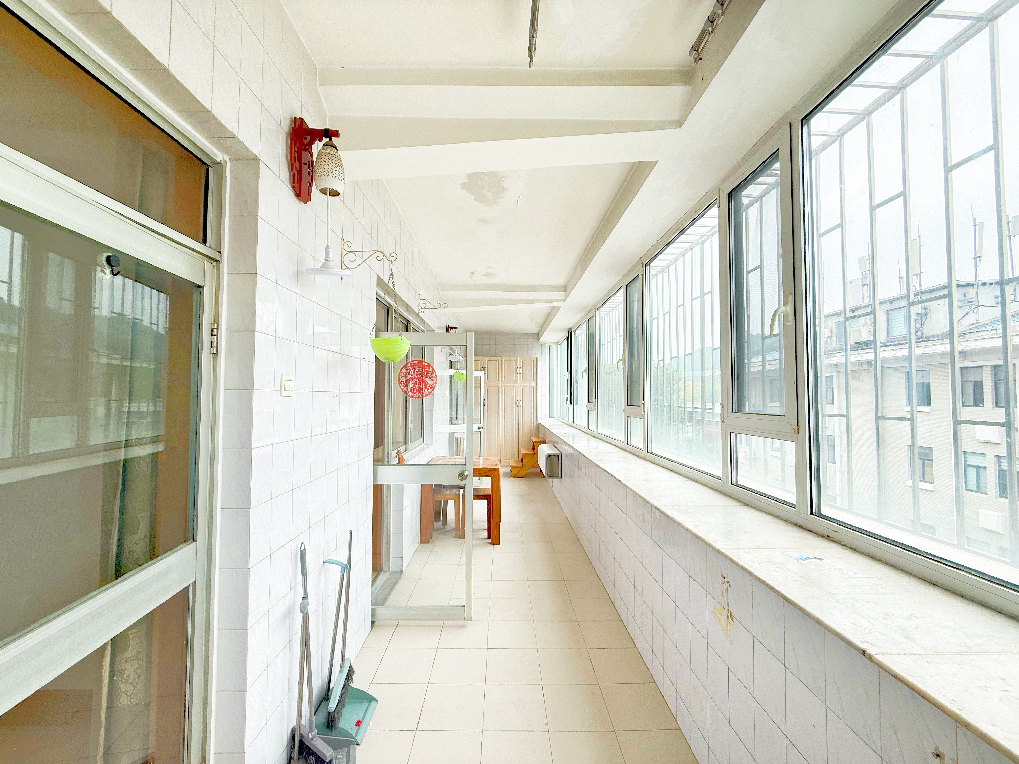 经十一路56号院