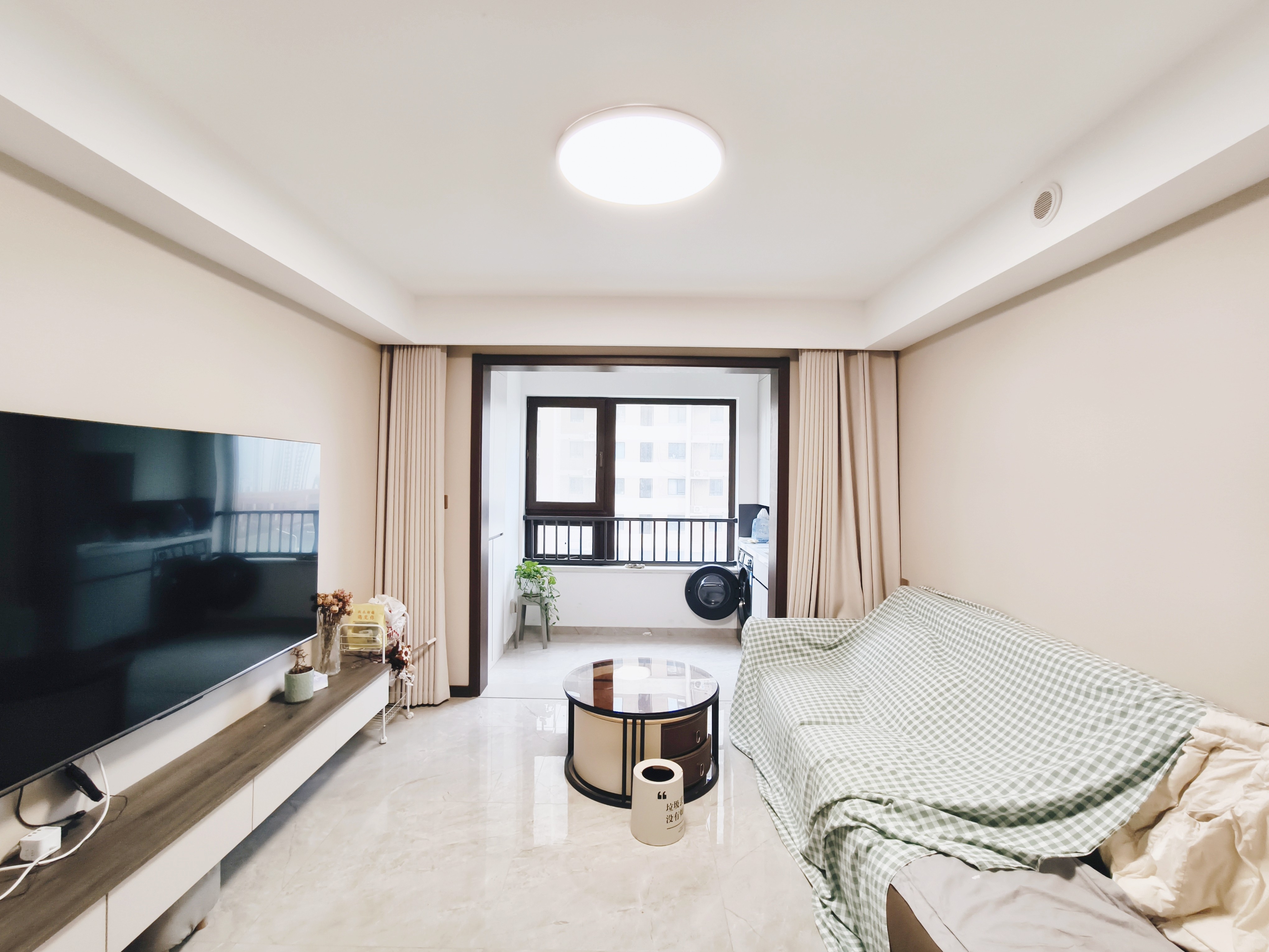  雪山万科城 南北