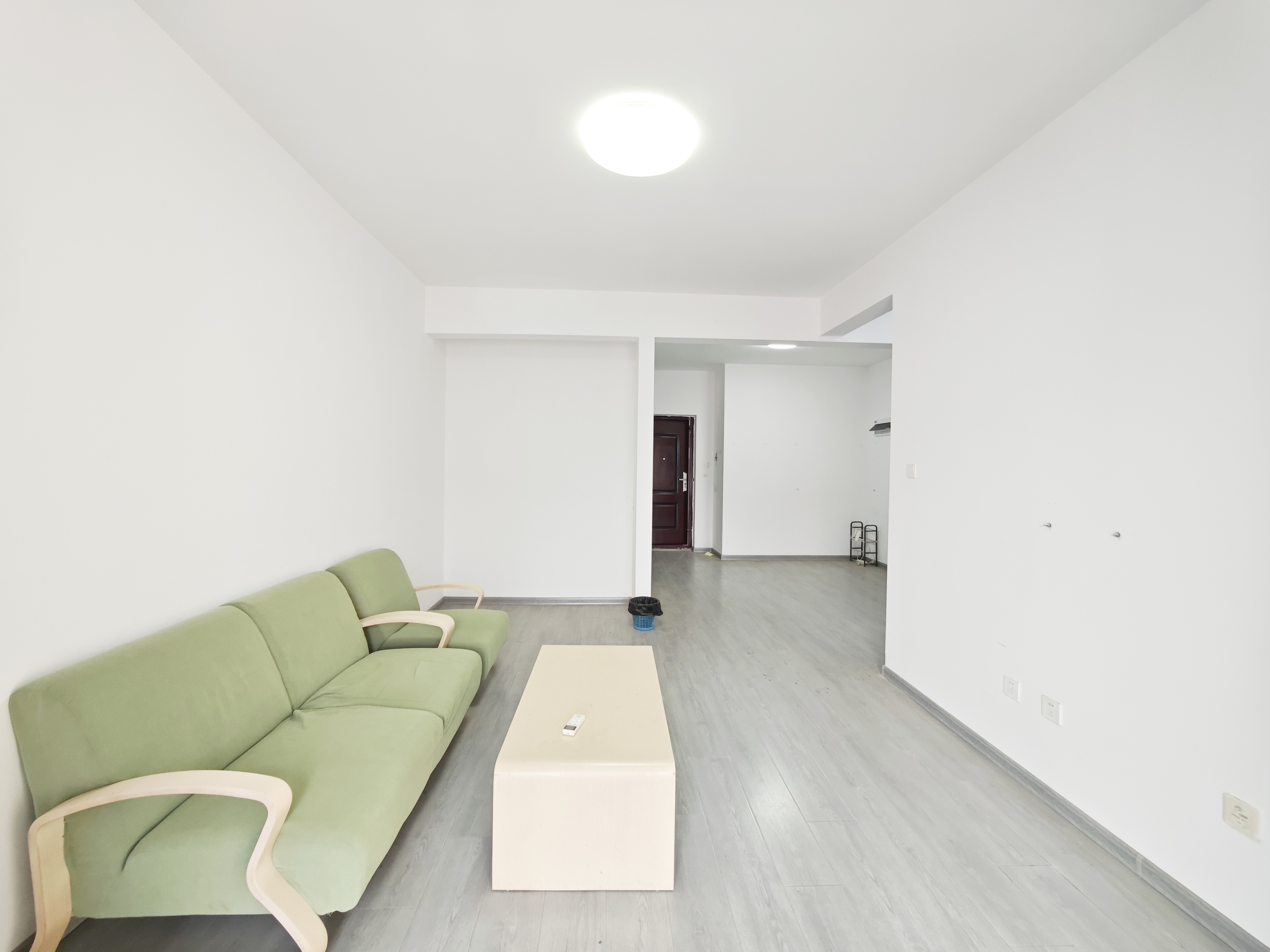  金汇瀚玉城 南北