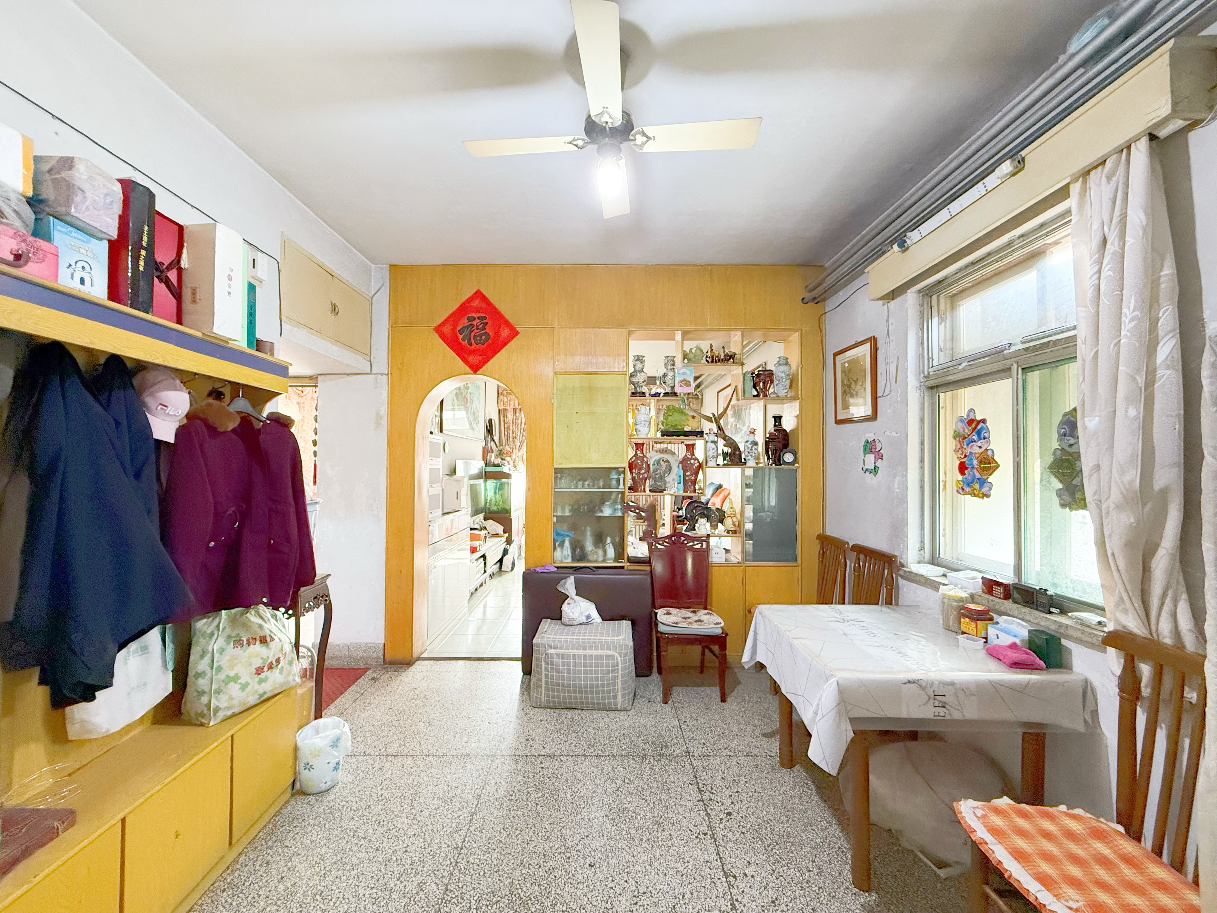  马鞍山路20,22,26,28,30  南北