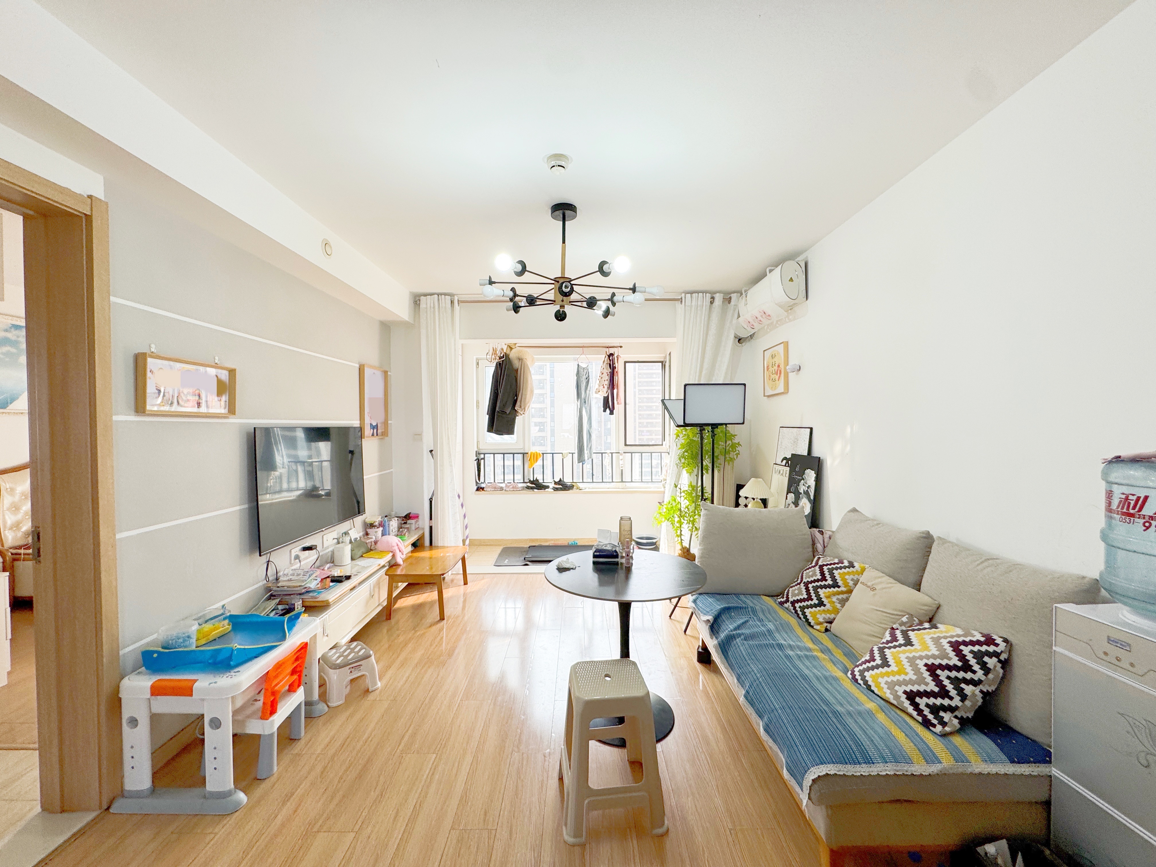  万科金色悦城 南北