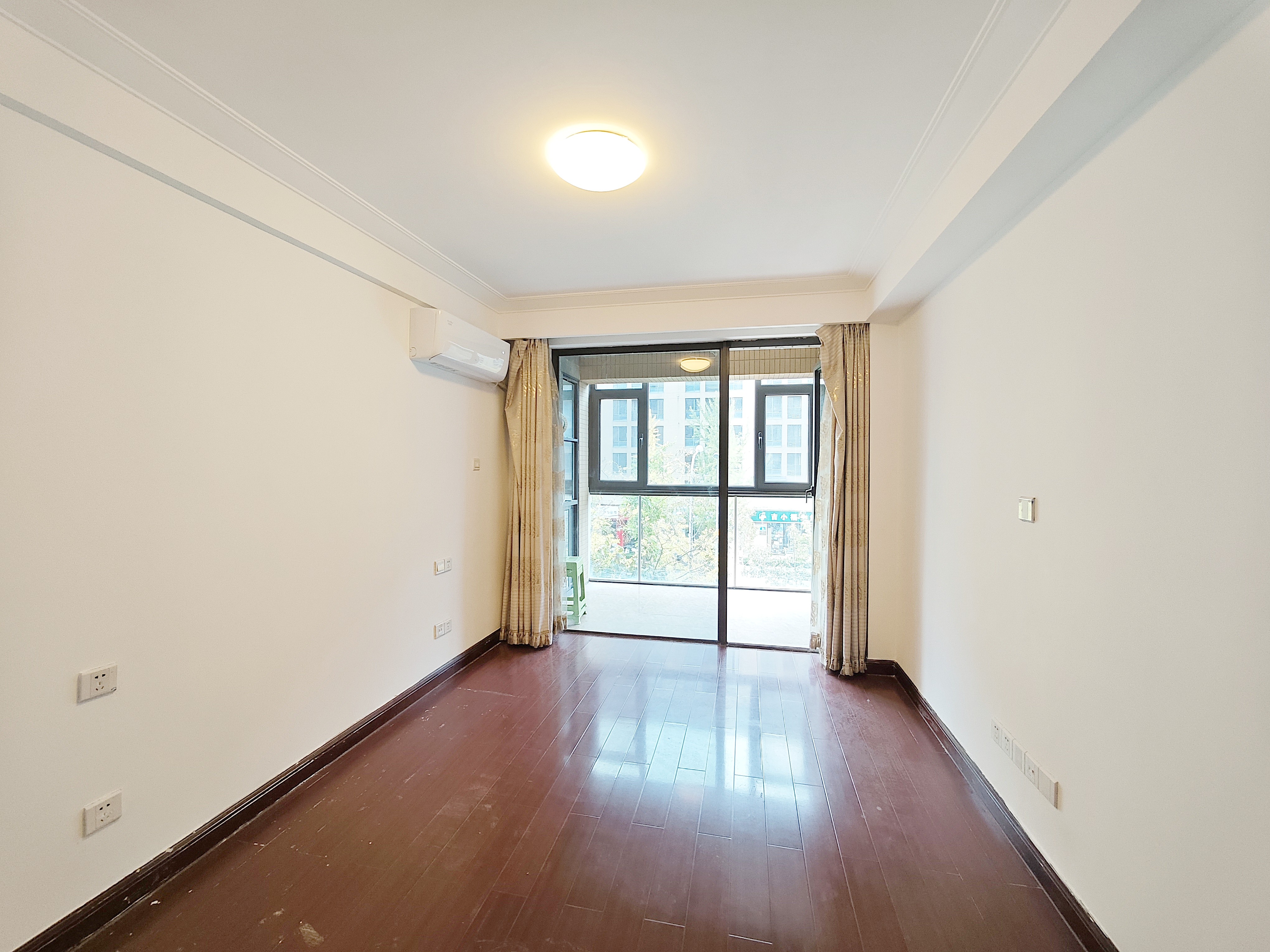 海尔绿城百合园