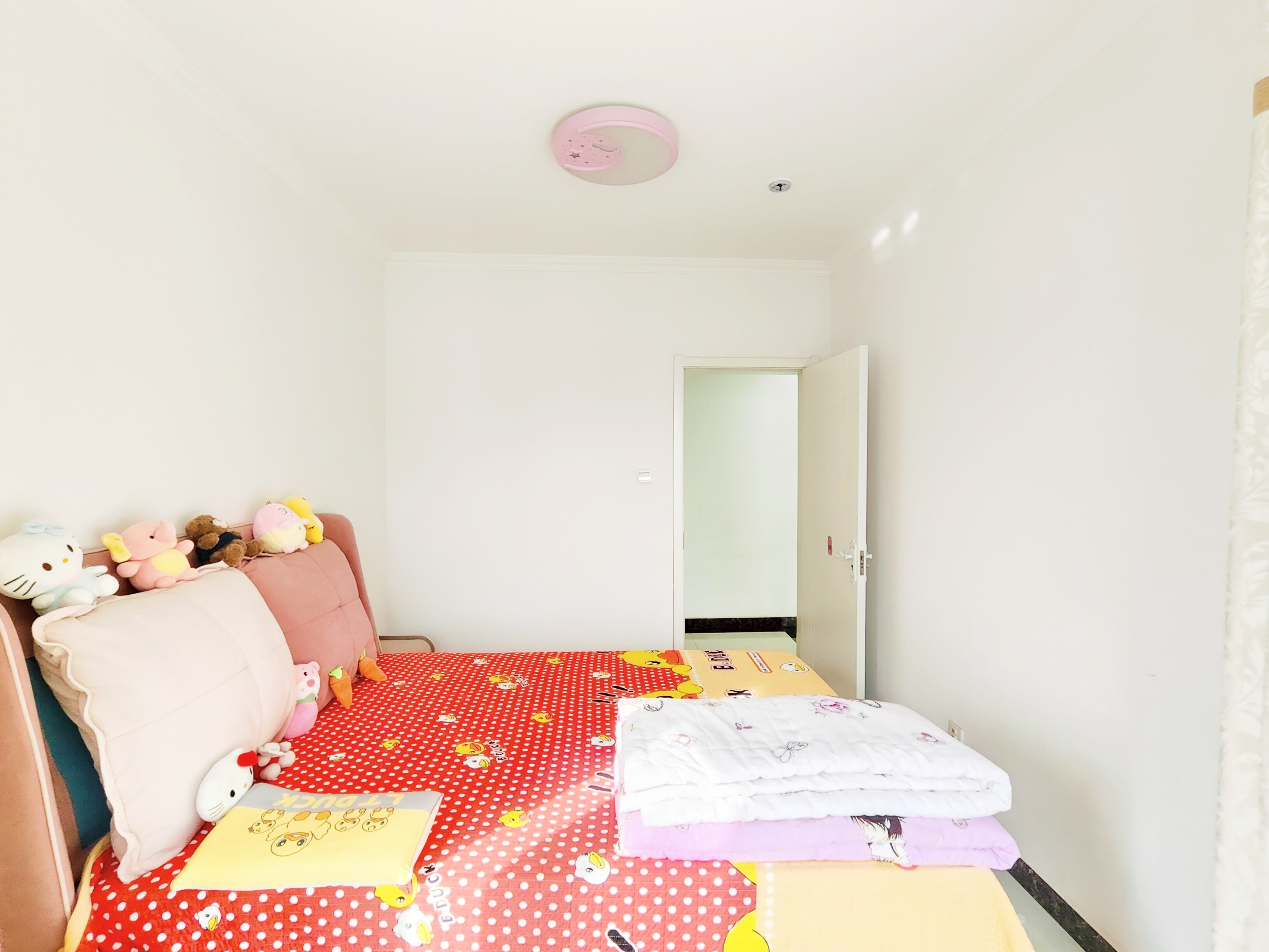 海尔云世界滟澜公馆花园