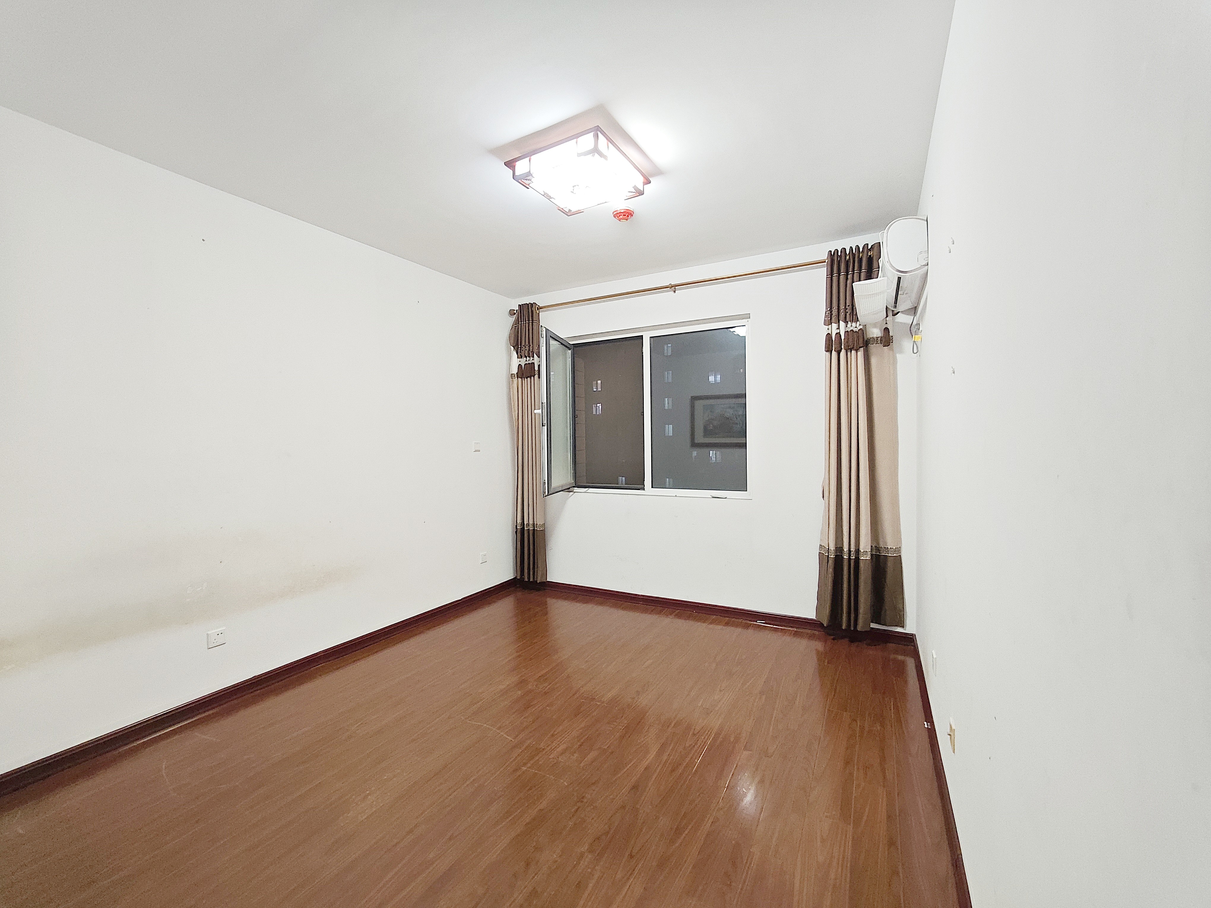 黄金山水郡六区