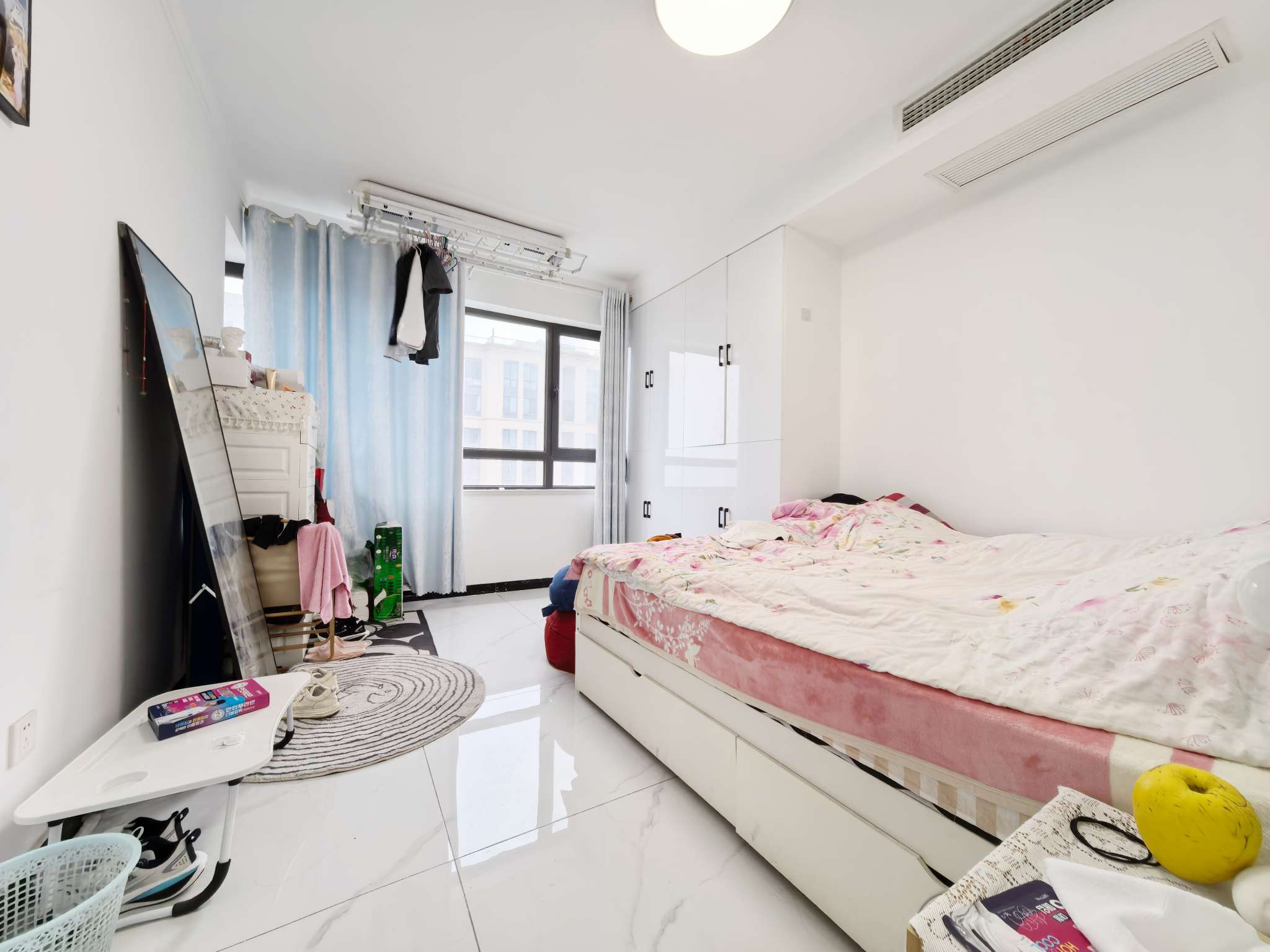 中康绿城百合花园