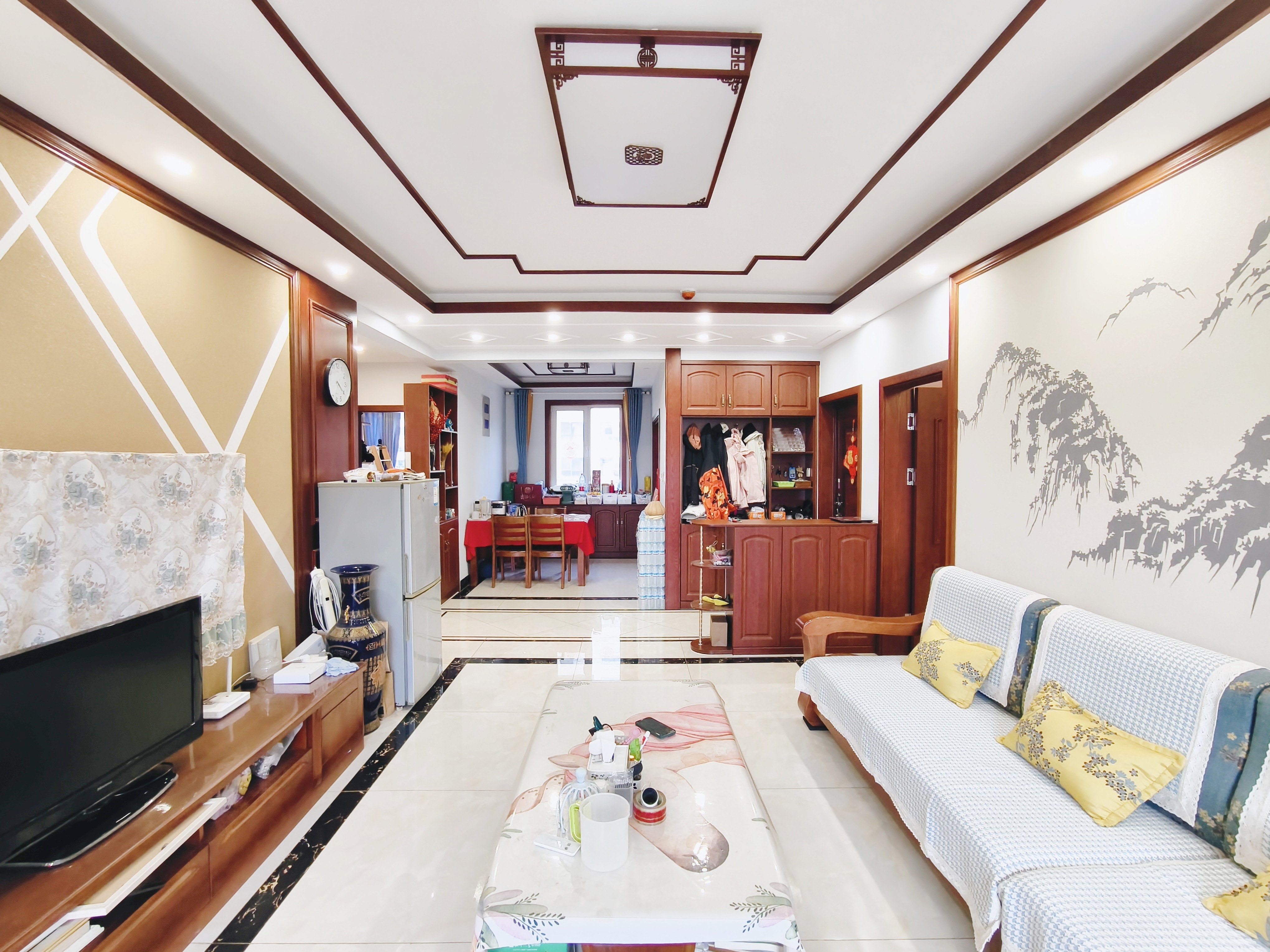  银丰唐郡牡丹园 南北