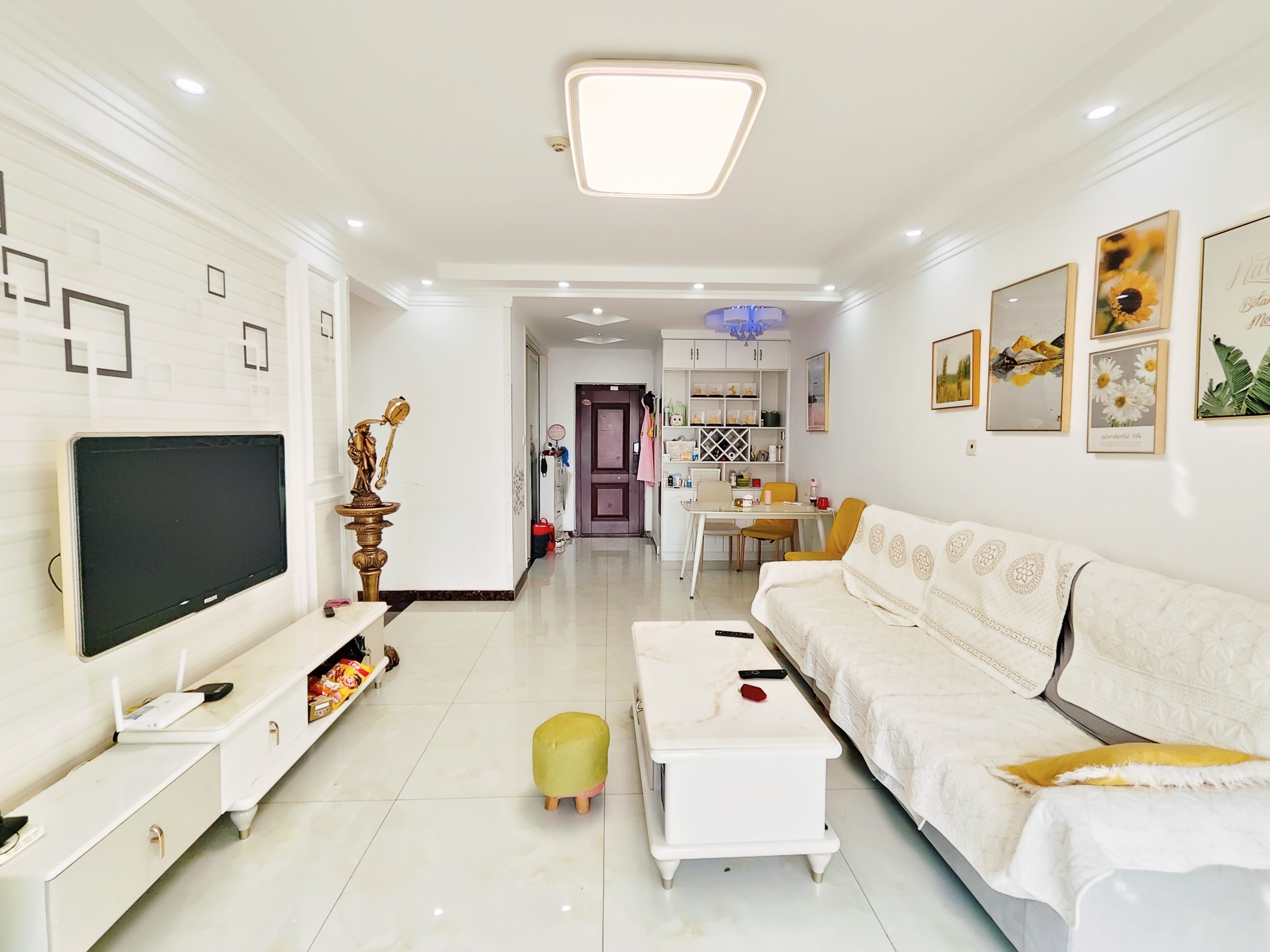  海尔云世界滟澜公馆花园 南北