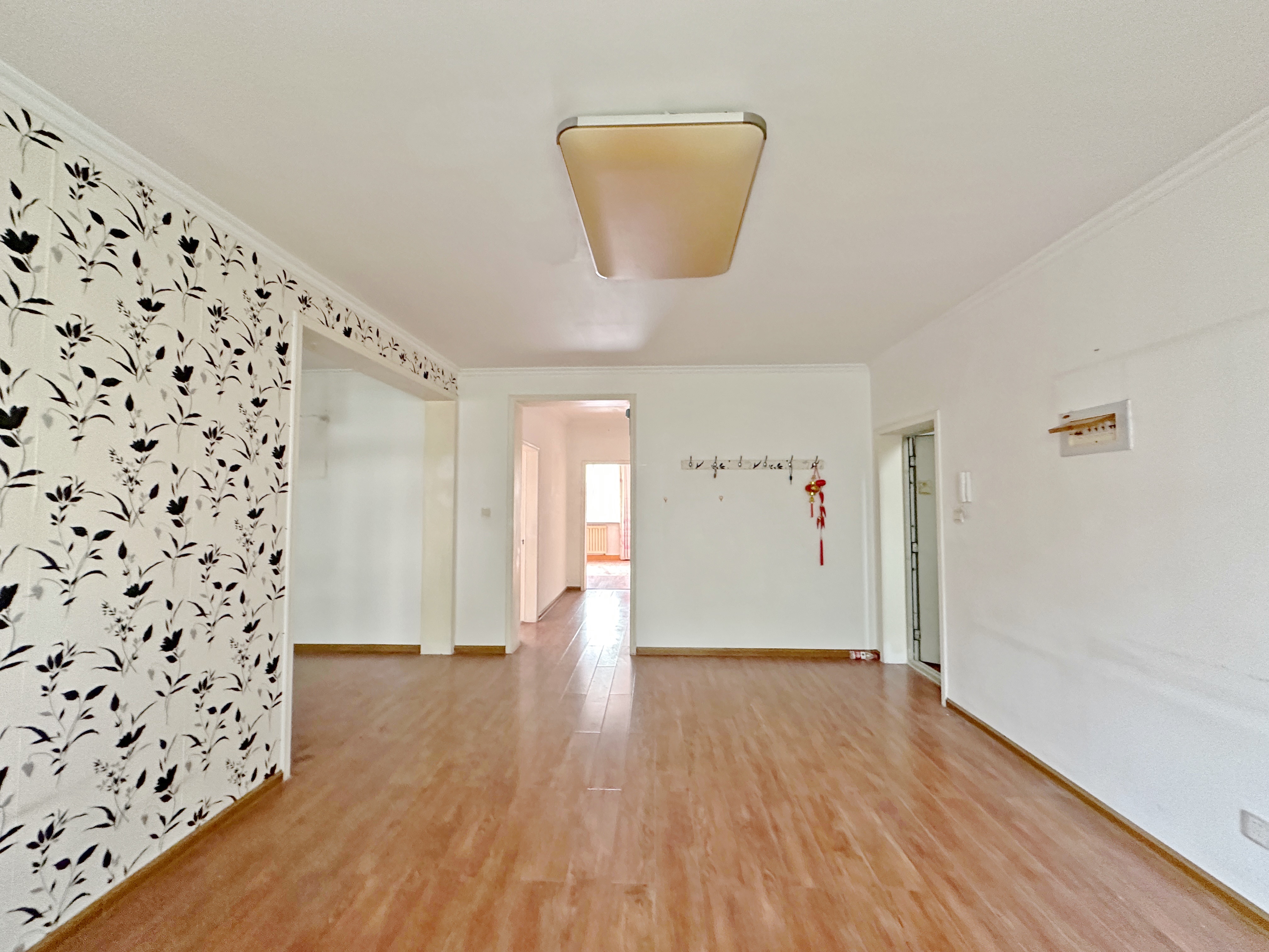 卧龙花园龙和苑