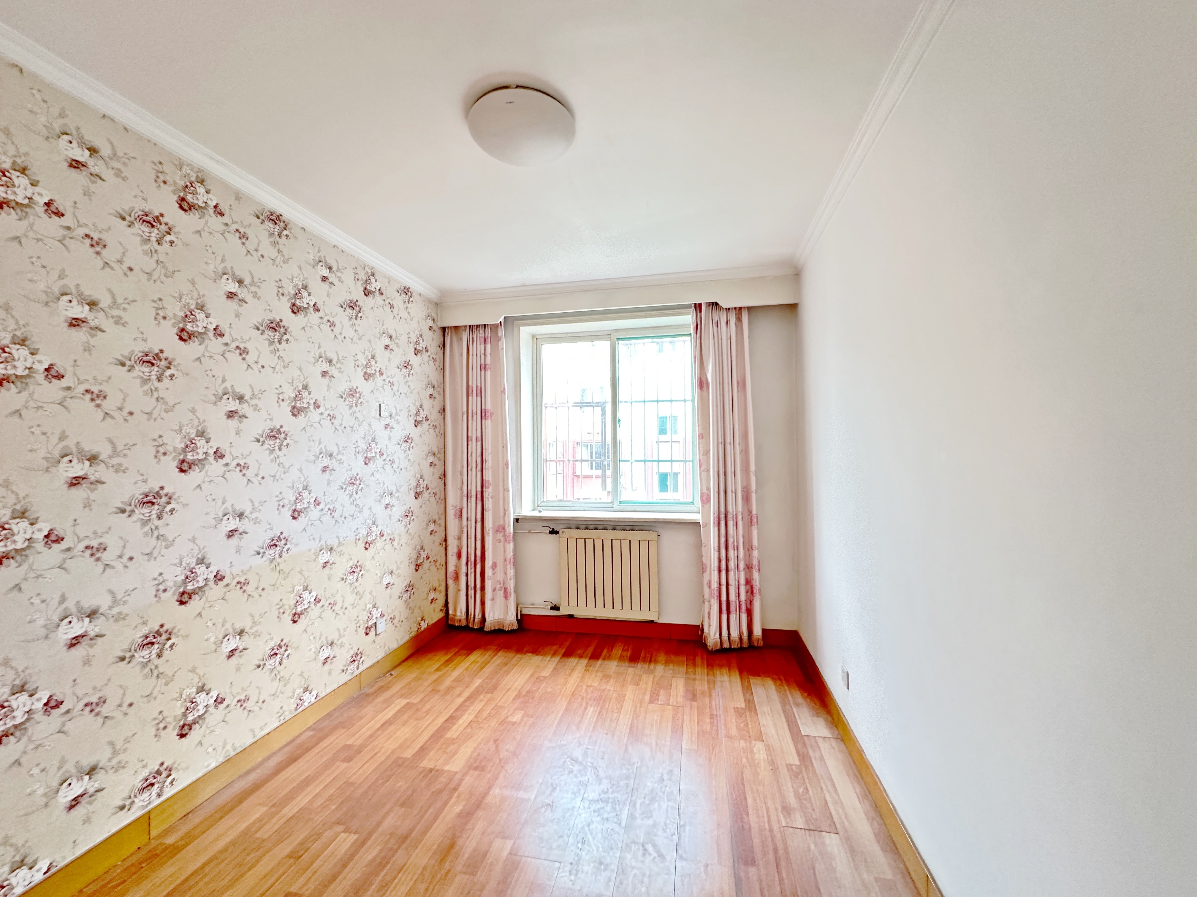 卧龙花园龙和苑